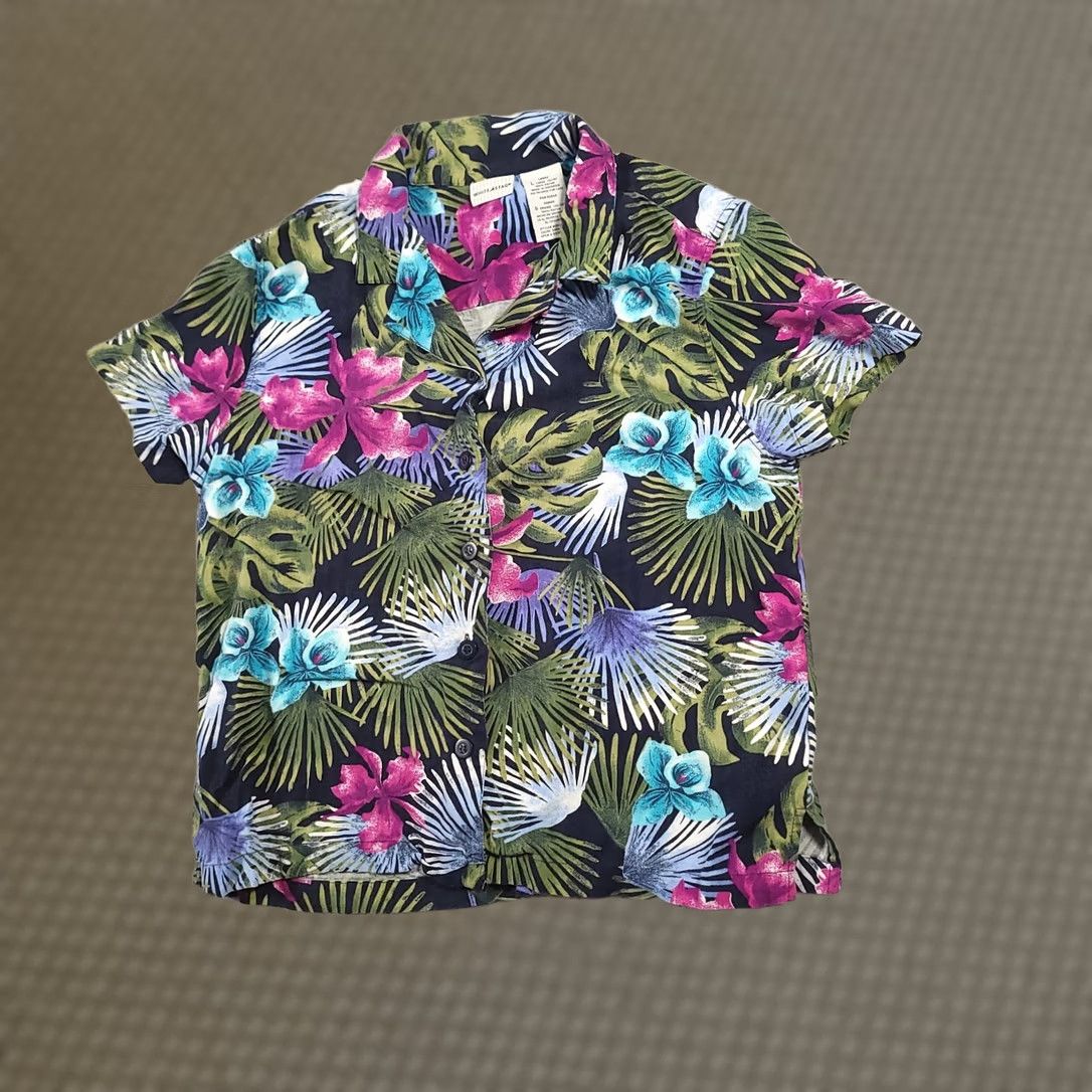 Vintage VINTAGE White Stag Ladies Floral Button Up Hawaiian Shirt Top Shoulder Pads Shirt Women L Blue 90s Hawaiian Style Basic Shirt Size L / US 10 / IT 46 - 1 Thumbnail