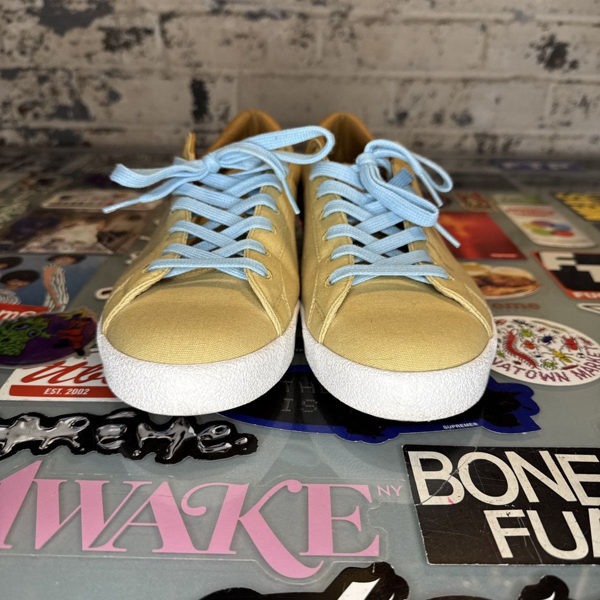 Adidas × Undefeated Adidas Rod Laver VIN UNDFTD Consortium Sand Sz 9.5 Size US 9.5 / EU 42-43 - 4 Thumbnail
