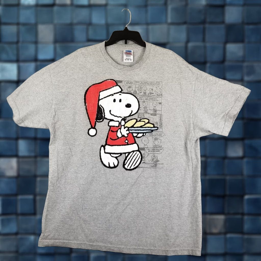 Peanuts Vintage Snoopy Shirt Mens 2XL Gray Cotton T-Shirt Peanuts Christmas Classic VTG Snoopy Peanuts Mens XXL 1990s Size US XXL / EU 58 / 5 - 1 Thumbnail