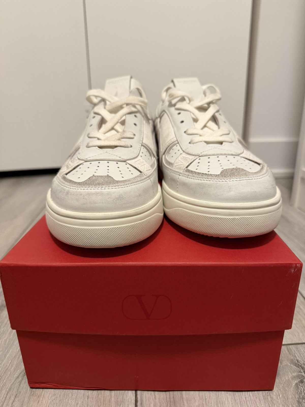 Valentino Valentino Garavani VL7N Distressed-effect Size US 9 / EU 42 - 3 Thumbnail