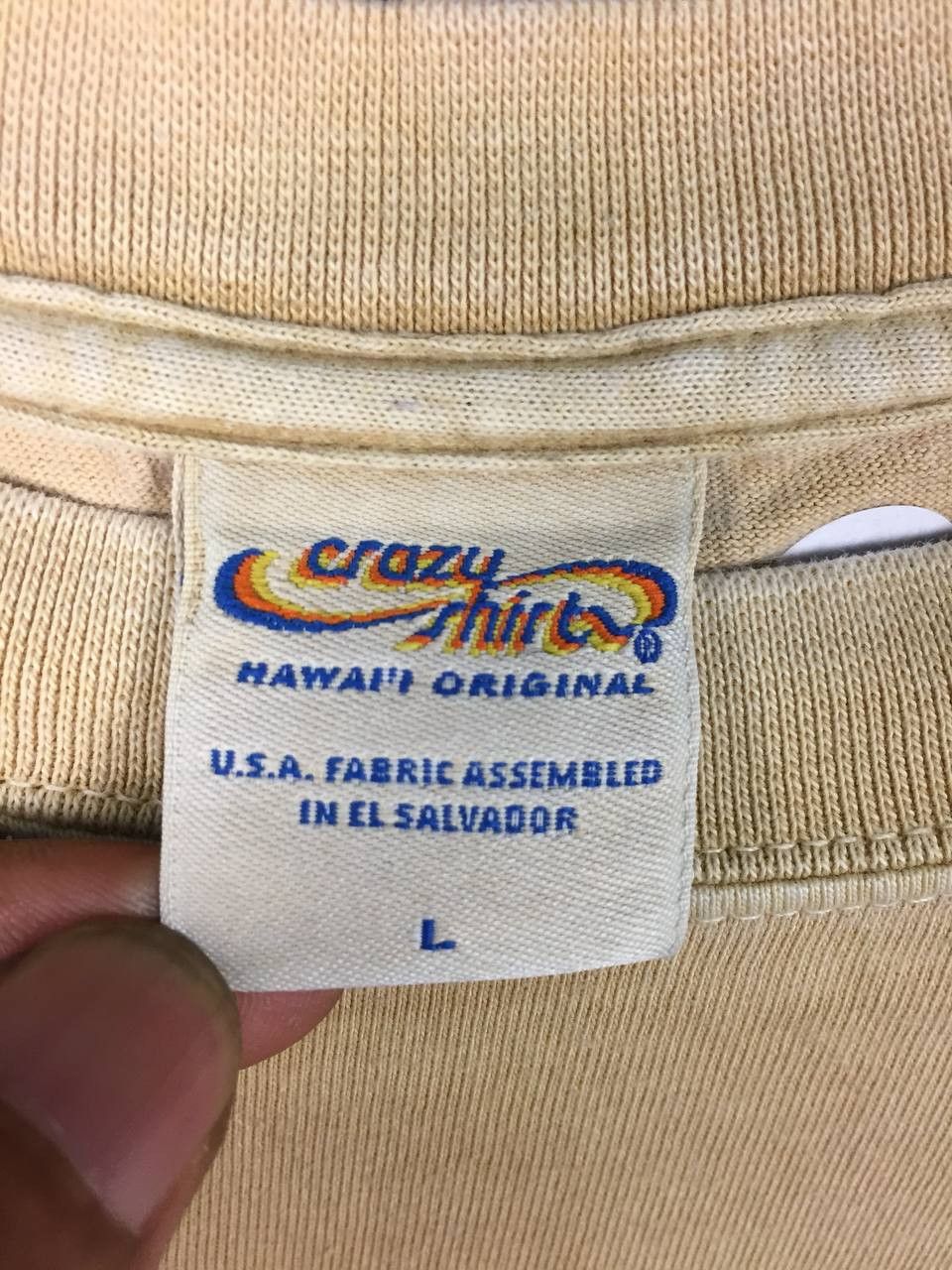 Vintage Vtg Crazy Shirts Hawaii Will Sell Wife For Beer Novelty Tee Size US L / EU 52-54 / 3 - 17 Thumbnail