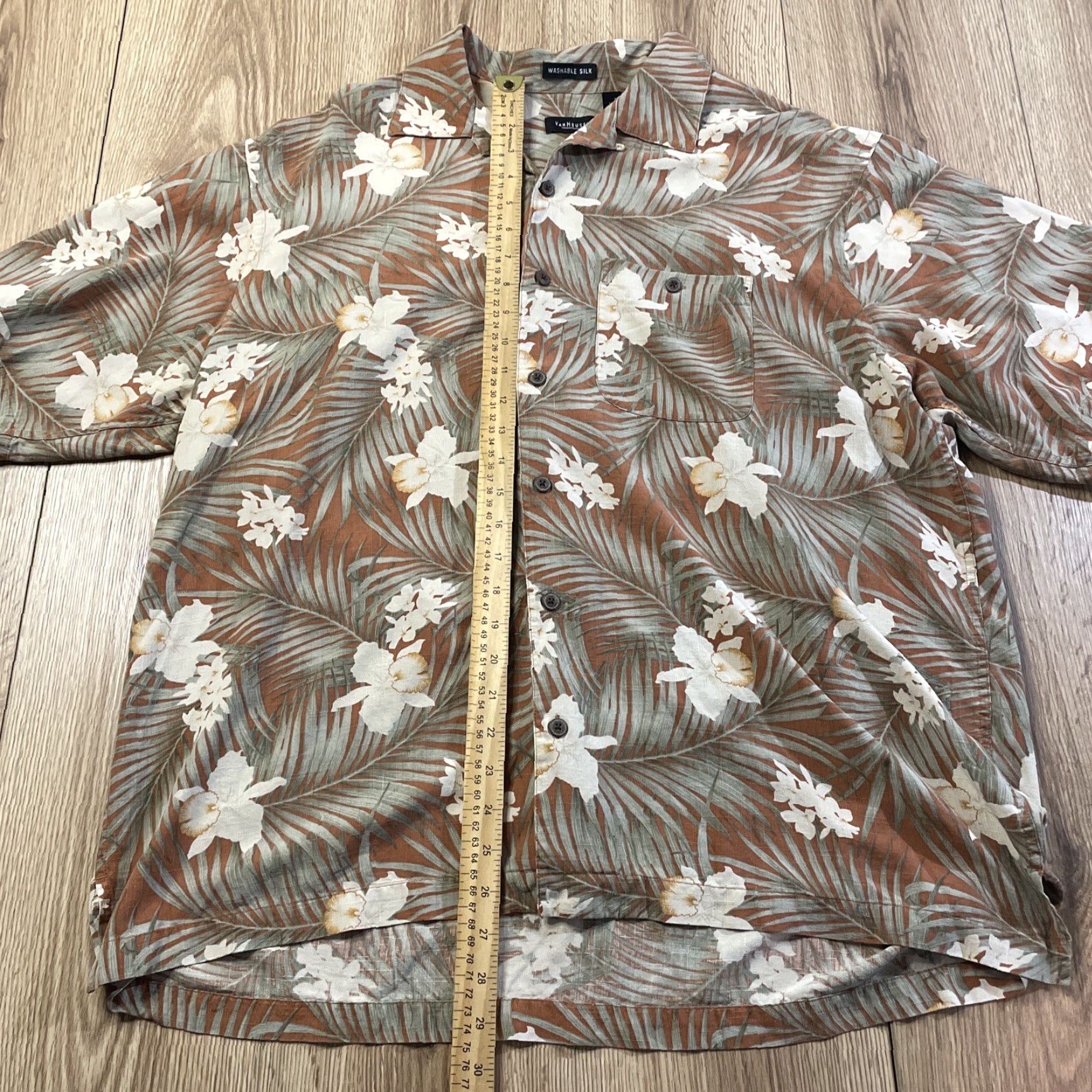 Van Heusen Van Heusen Hawaiian Shirt XL Green Floral Button-Up Short Sleeve Silk Mens Size US XL / EU 56 / 4 - 3 Thumbnail