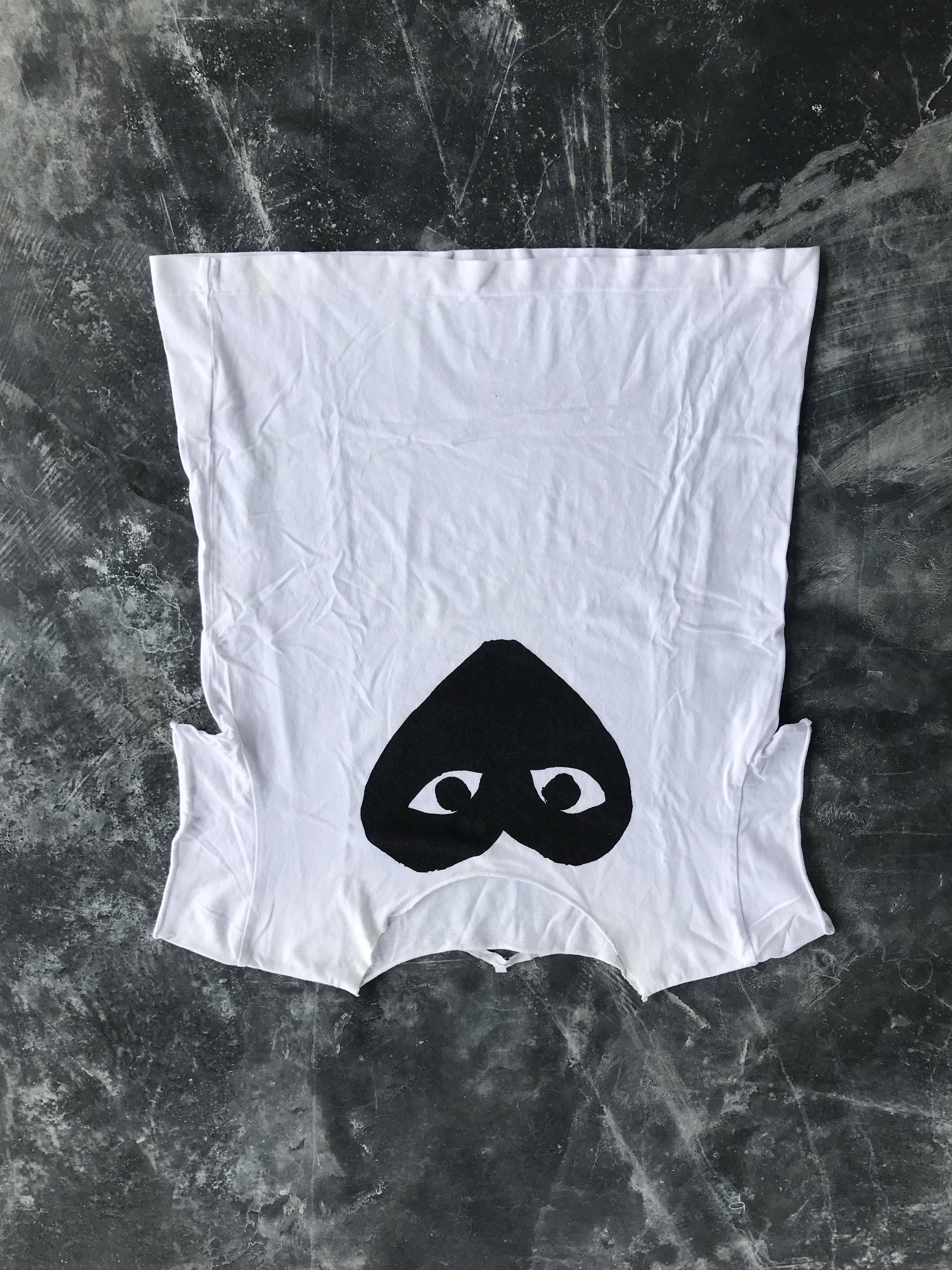 Comme des Garcons Distressed Cdg Comme Des Garcons Tee Size US L / EU 52-54 / 3 - 1 Thumbnail