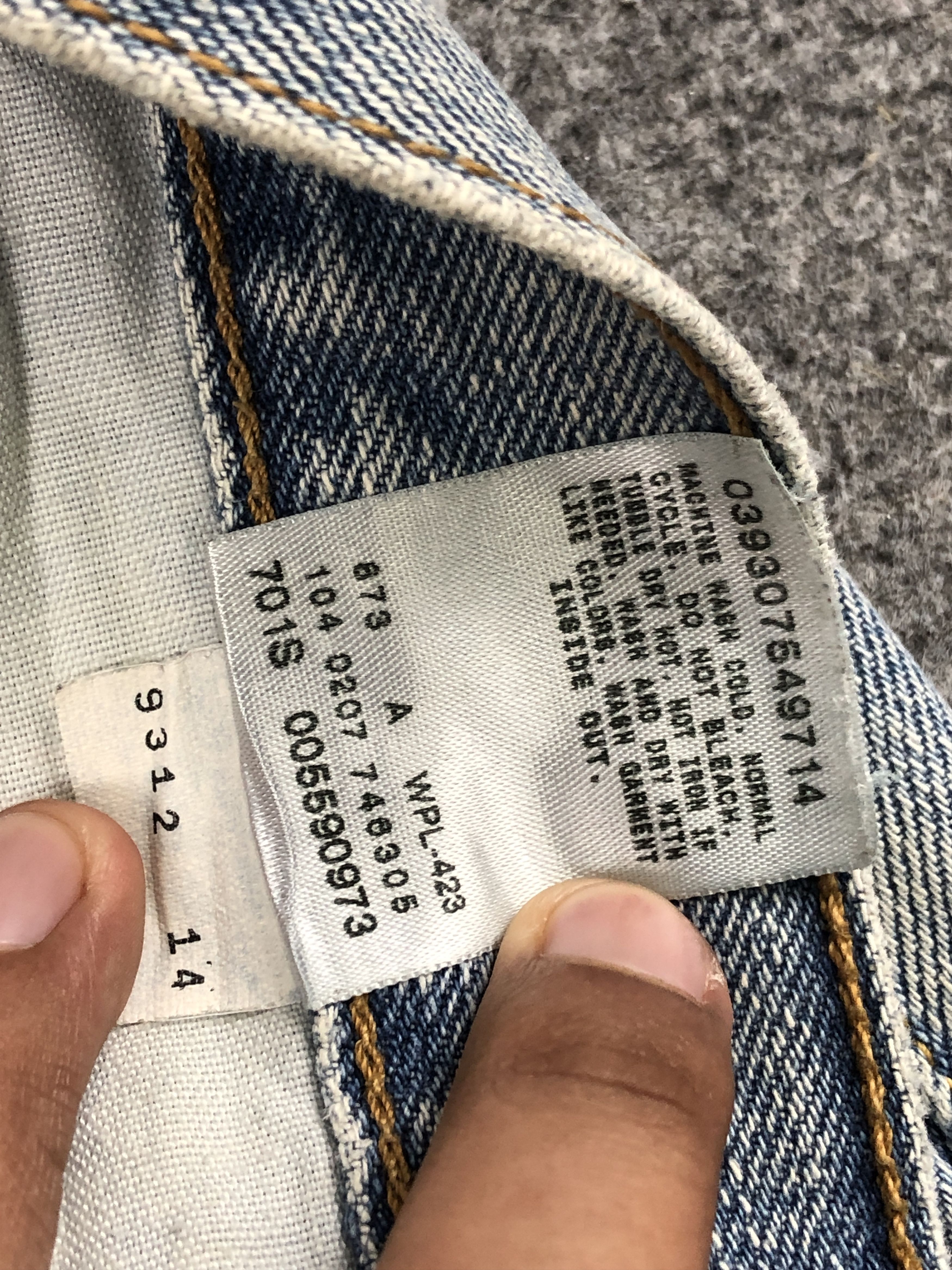 Levi's Vintage Levis 559 Distressed Blue Loose Jeans DP2461 Size US 35 - 8 Thumbnail