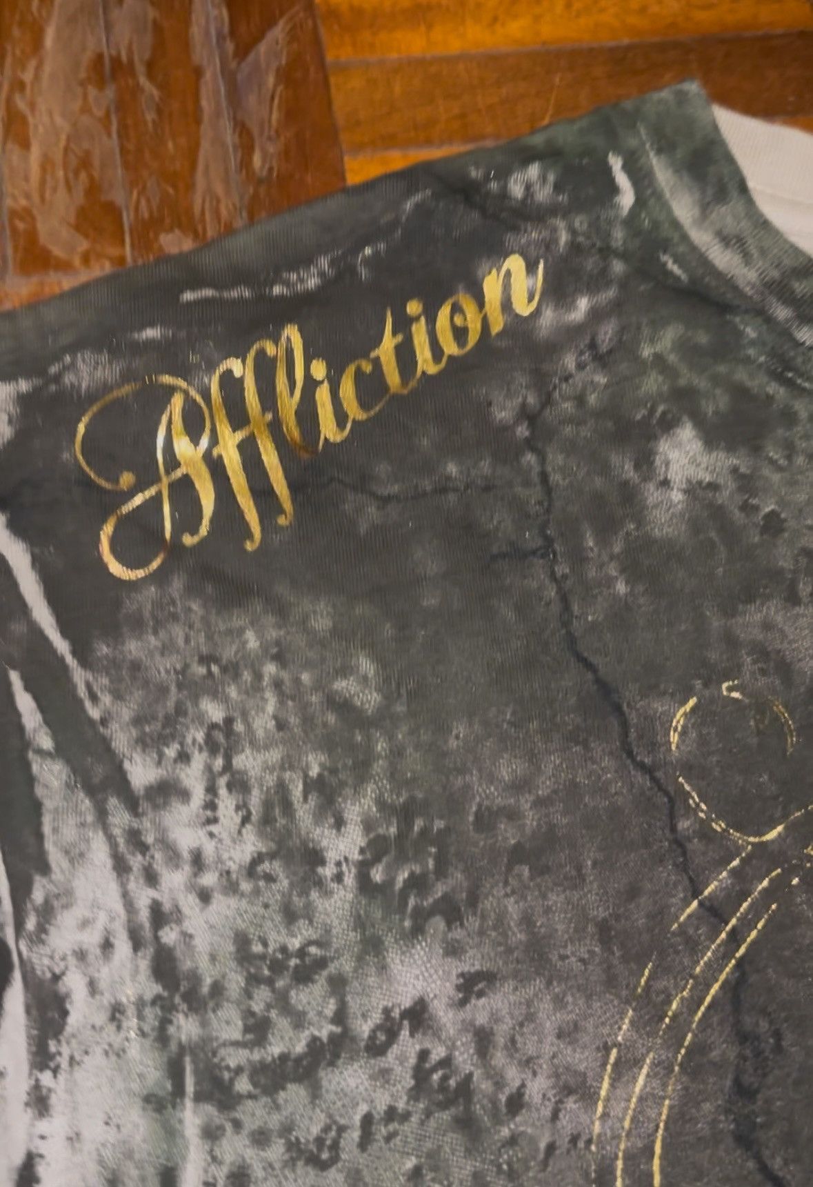Affliction Affliction Tee - Girl Crying, Gold Details Rare Y2K Grunge Size US XL / EU 56 / 4 - 7 Thumbnail