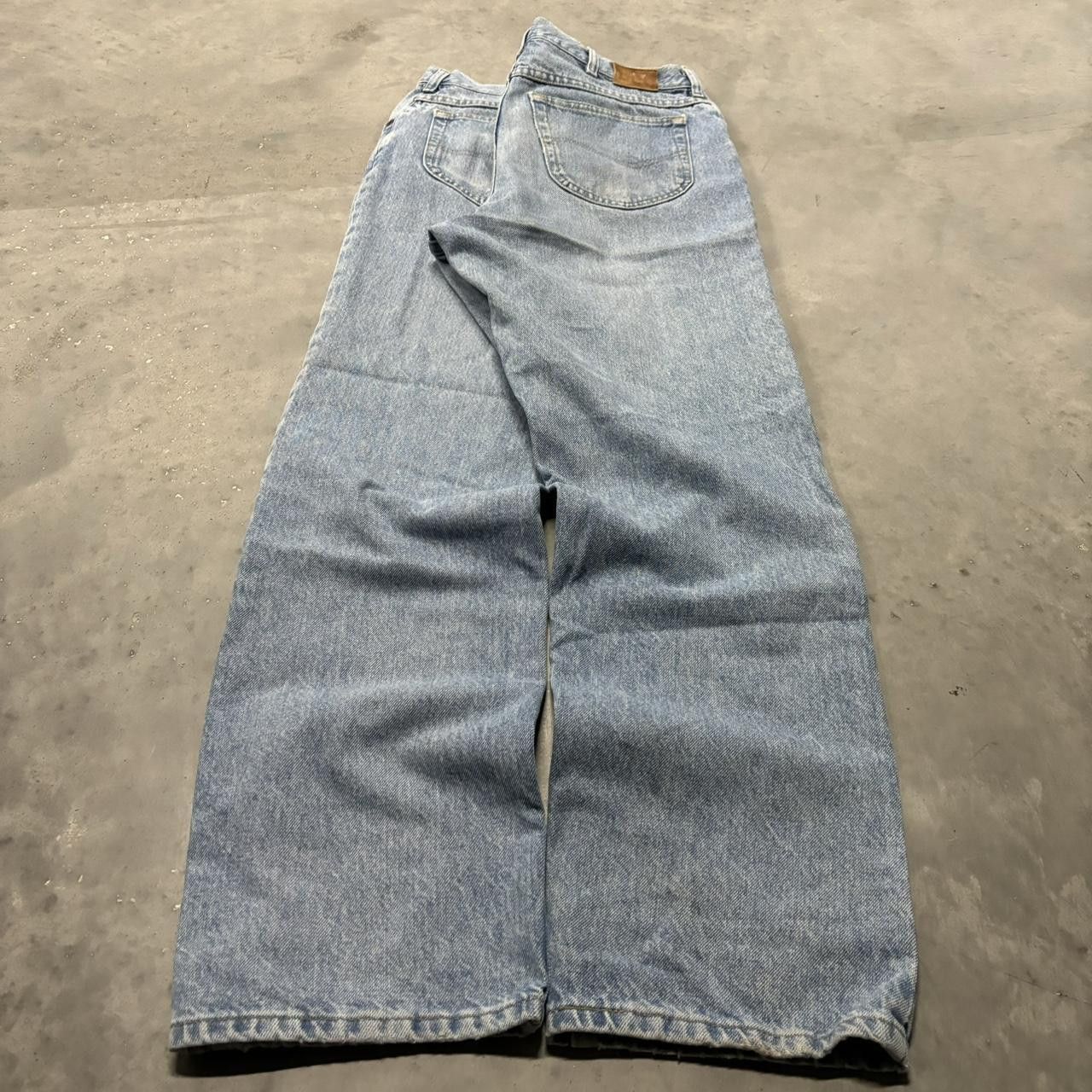 Japanese Brand × Vintage Crazy Vintage Y2K/2000s Light Wash Essential Denim Jeans! Size US 35 - 4 Thumbnail