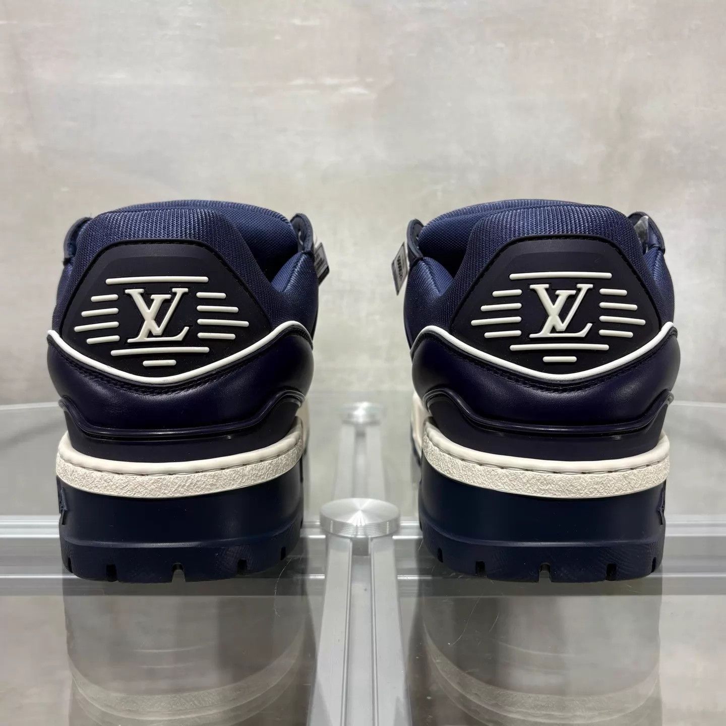 Louis Vuitton LV Trainer Maxi Valentine's Blue Jigglypuff UK7/41 Size US 8 / EU 41 - 6 Thumbnail