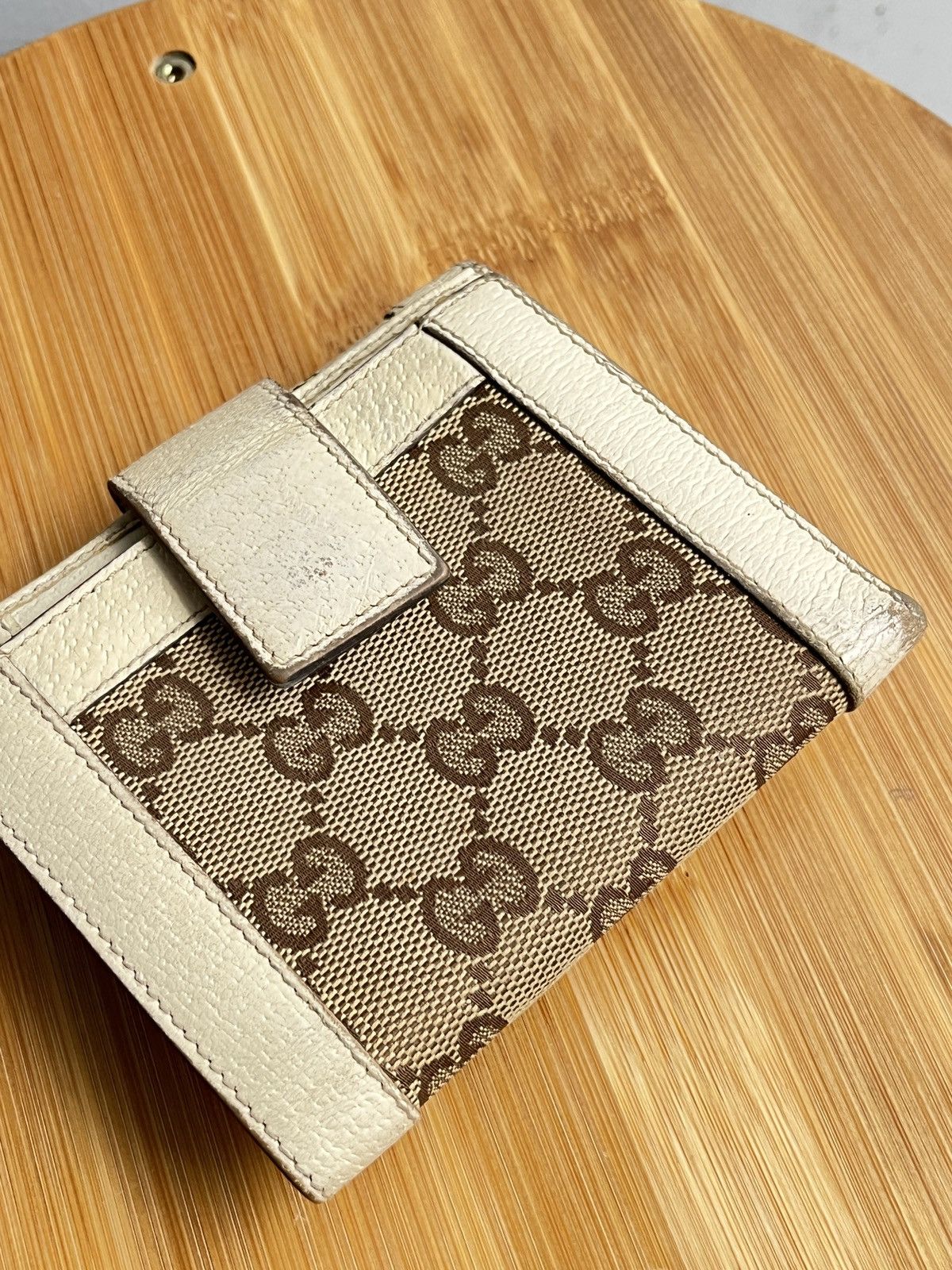 Gucci Gucci Beige/Off White GG Canvas and Leather Compact Wallet Size ONE SIZE - 7 Thumbnail