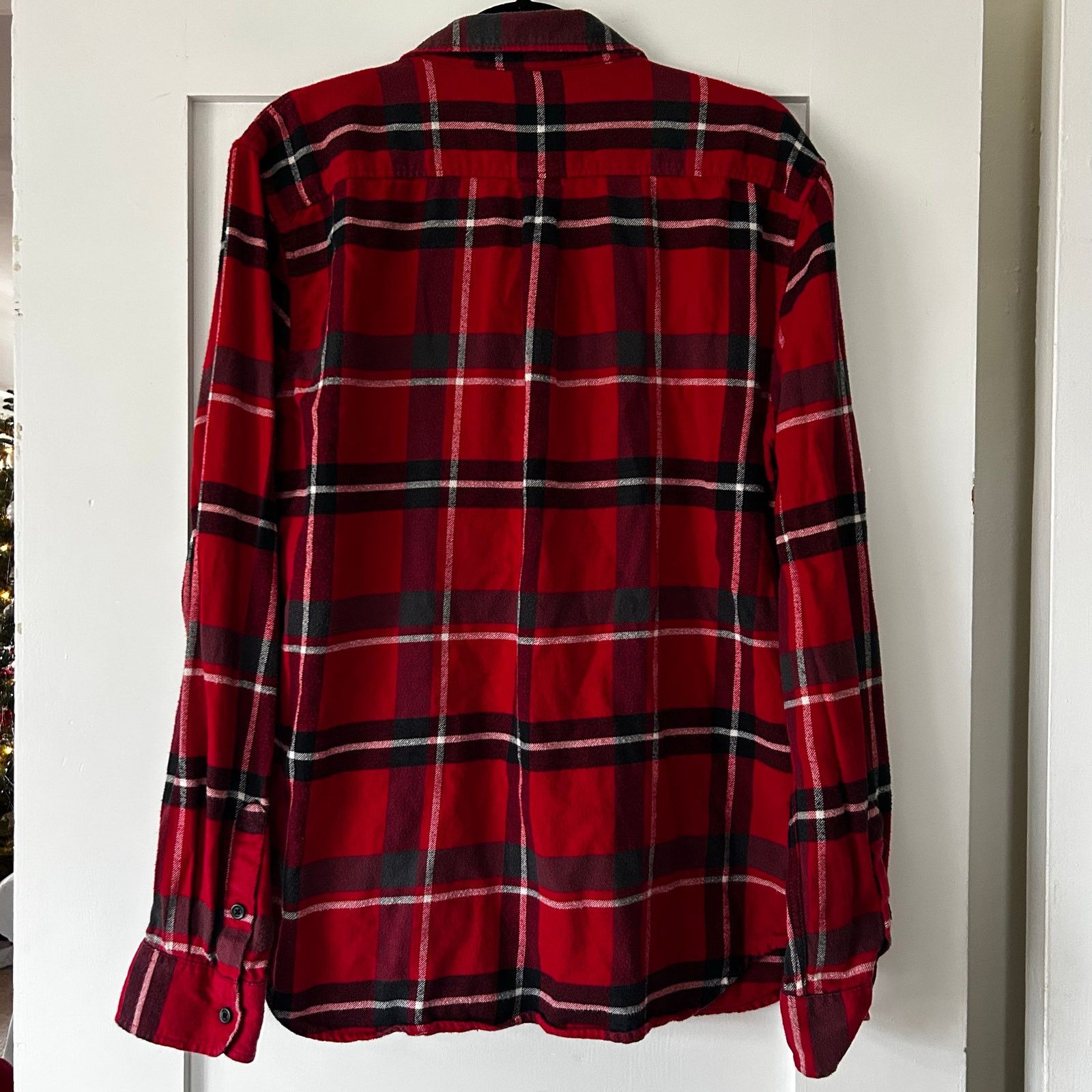 Vans Men’s VANS classic red button-down plaid shirt, size large Size US L / EU 52-54 / 3 - 3 Thumbnail