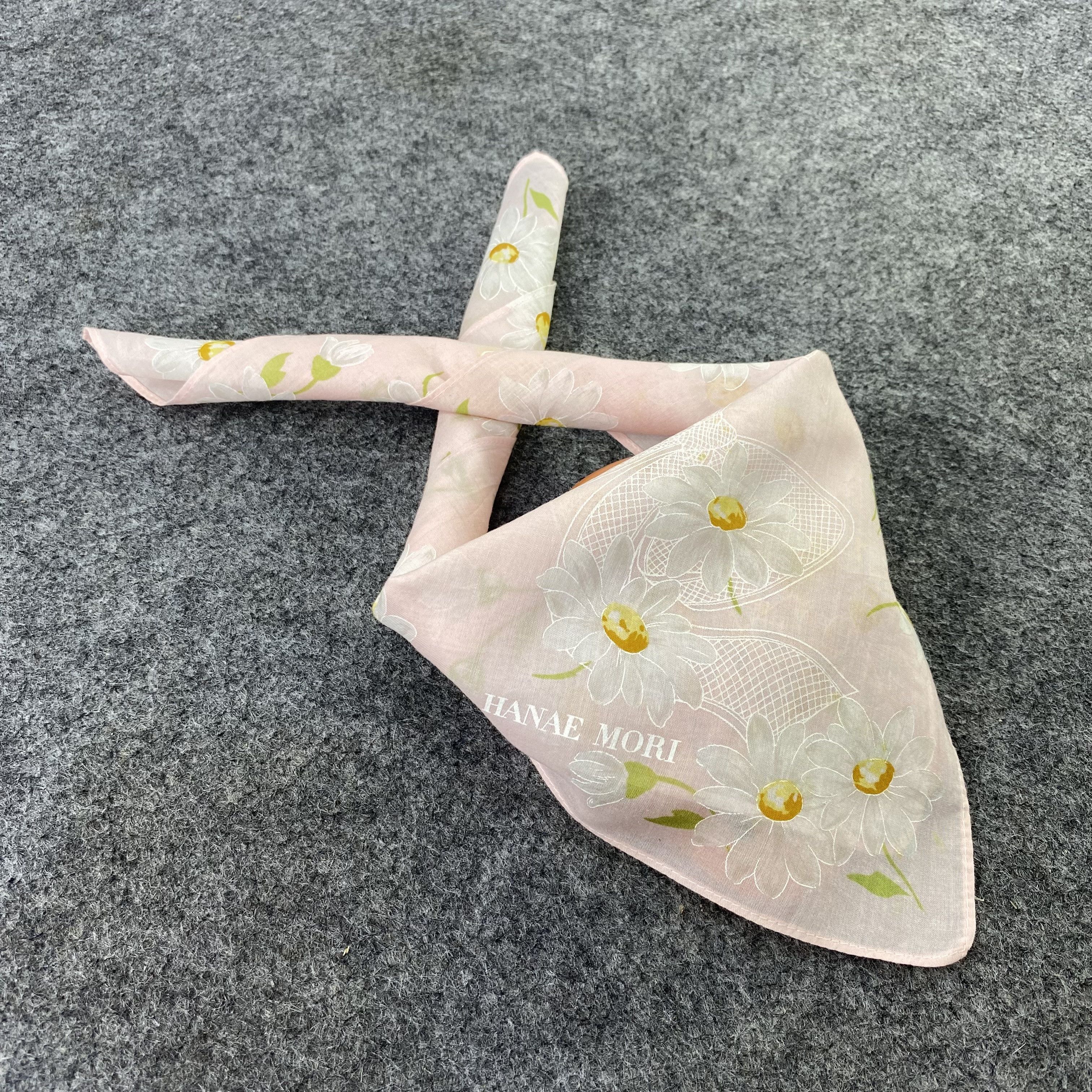 Hanae Mori Hanae Mori Handkerchief / Bandana / Neckerchief -B700 Size ONE SIZE - 1 Thumbnail