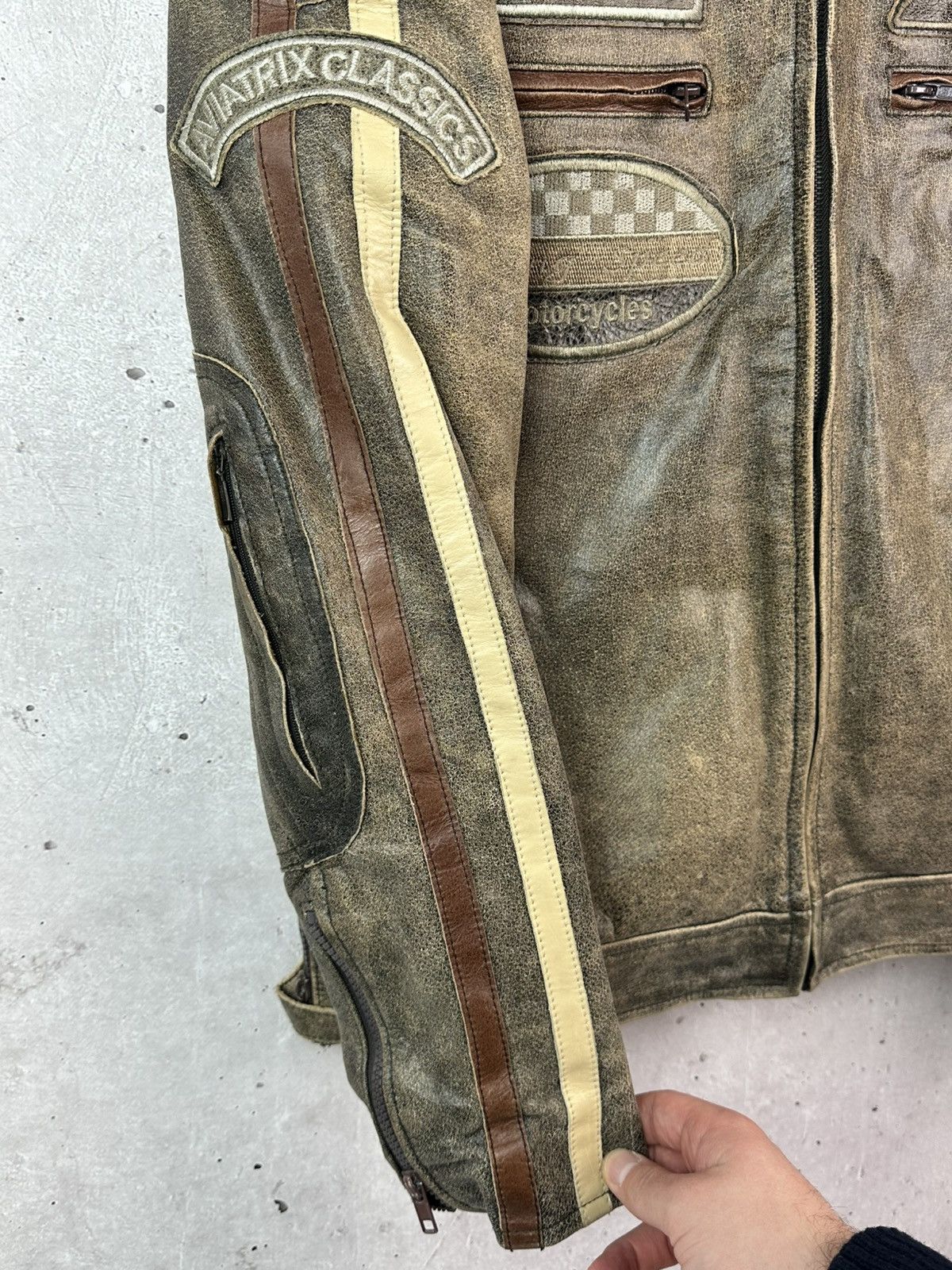 Avirex Aviatrix Cow Leather Brown Motorcycles Bomber Leather Jacket Size US L / EU 52-54 / 3 - 8 Thumbnail