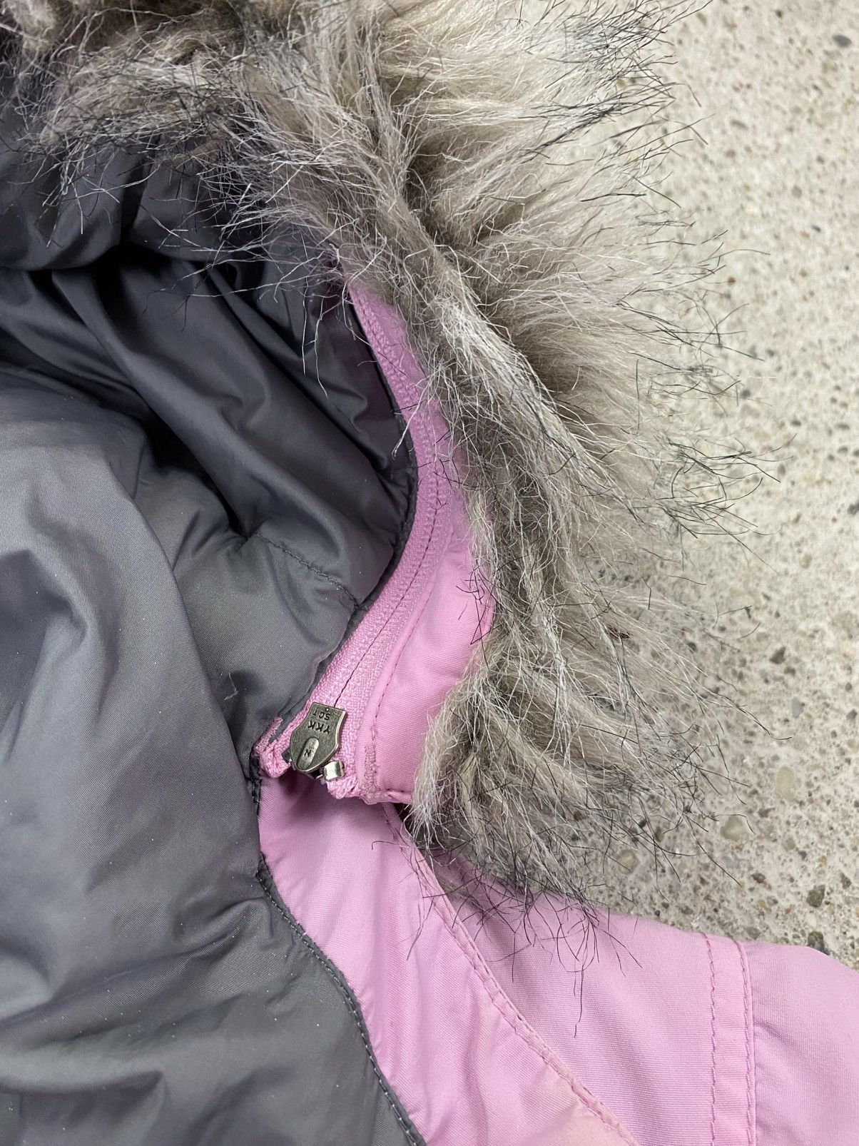 The North Face The north face puffer pink jacket with faux fur hood Size M / US 6-8 / IT 42-44 - 8 Thumbnail
