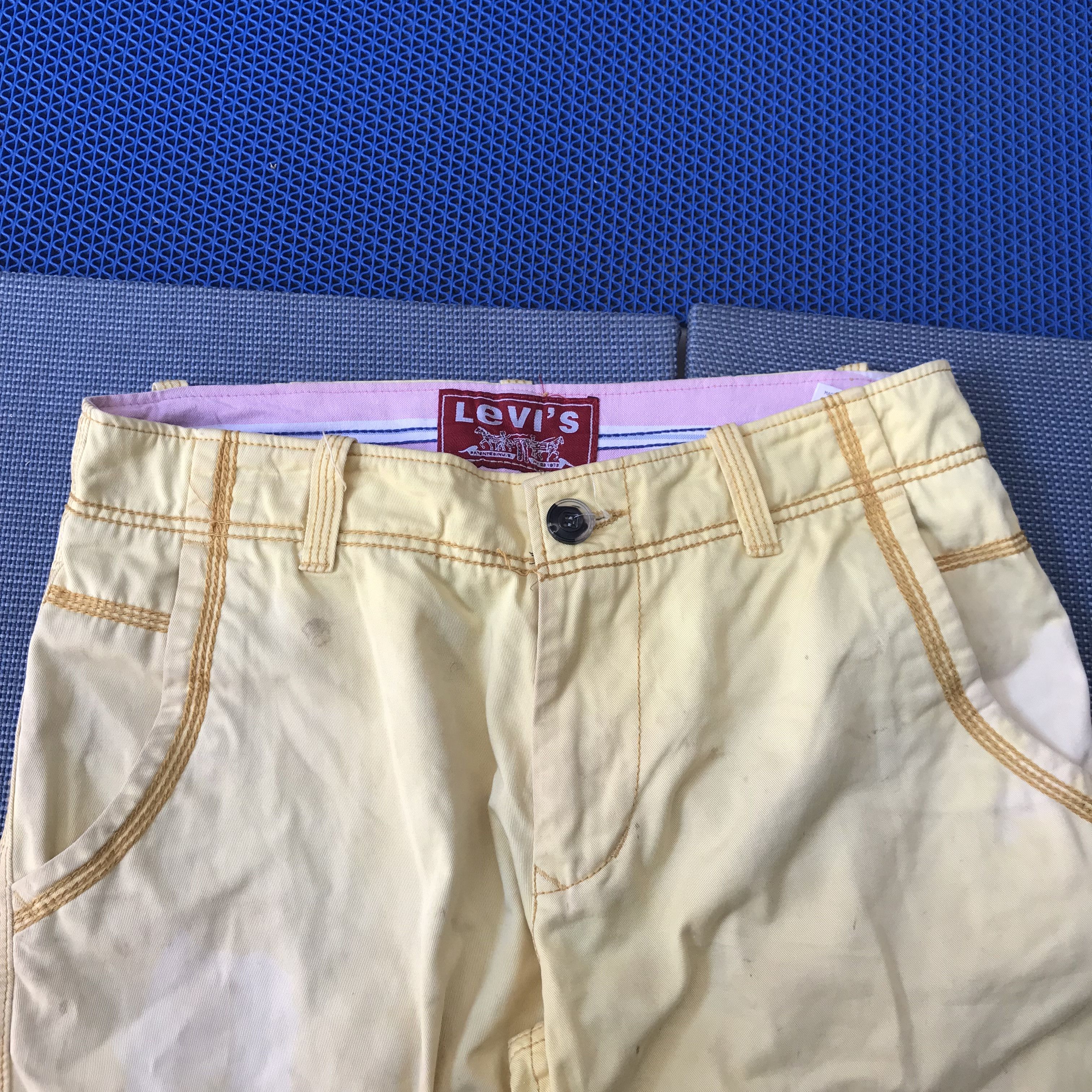 Levi's Vintage Levis Red Tag Label short pants jeans fading yellow Size US 30 / EU 46 - 4 Thumbnail