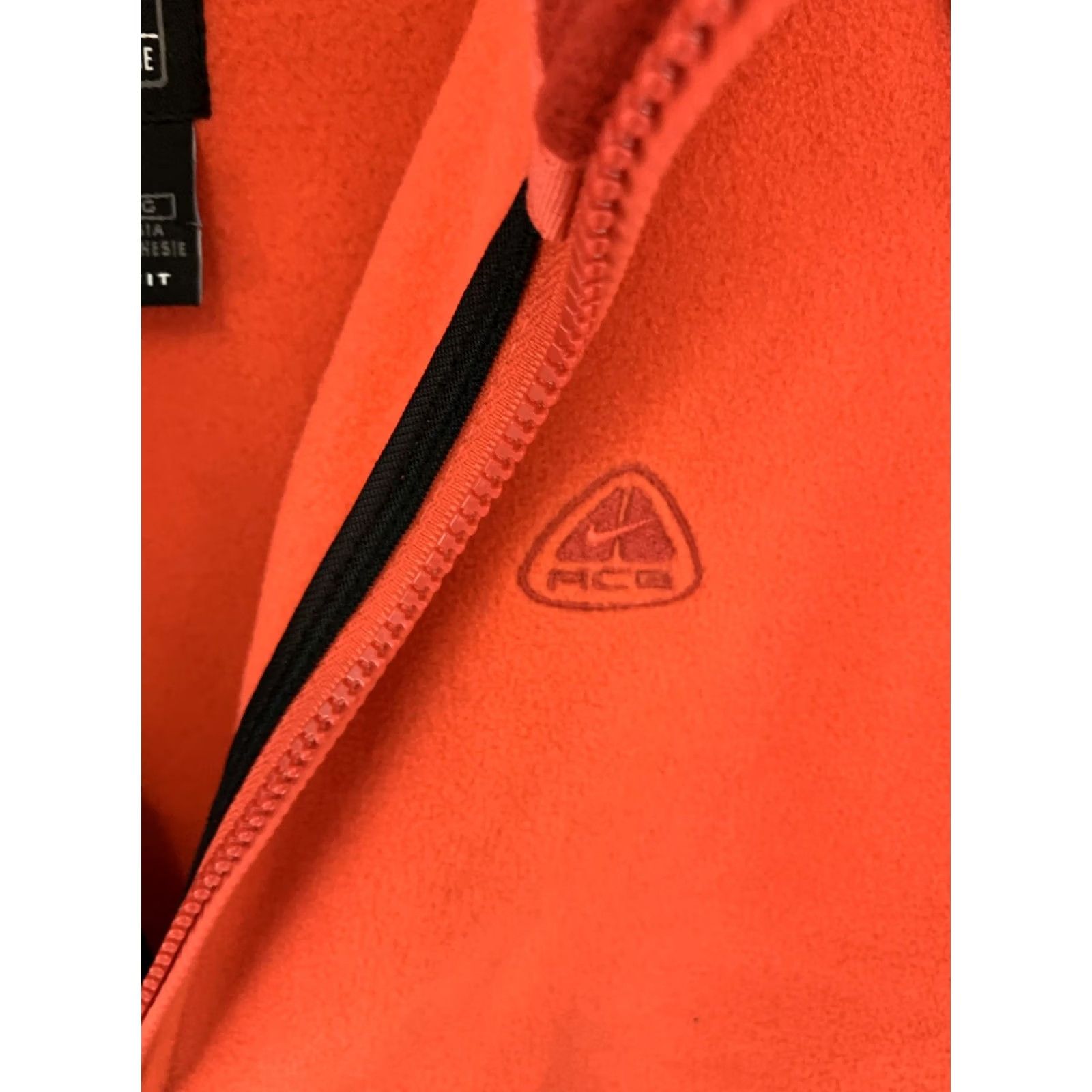 Nike ACG VINTAGE Nike ACG Vest Woman Red L 12-14 Full Zip Fleece Nike ACG Vest Women Large Red Fleece Full Zip Vest Size L / US 10 / IT 46 - 3 Thumbnail