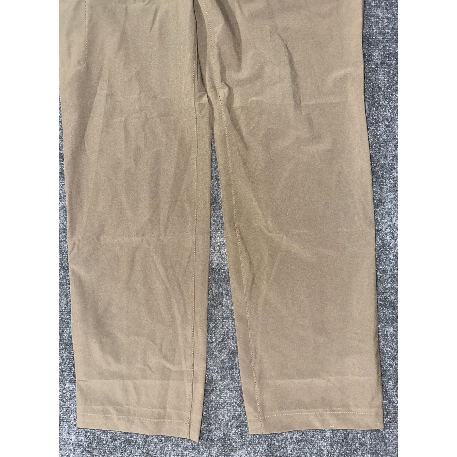 Eddie Bauer Eddie Bauer Travex Pants Womens 10 Convertible Leg Brown Stretch Cargo Pockets Size 32" / US 10 / IT 46 - 2 Thumbnail