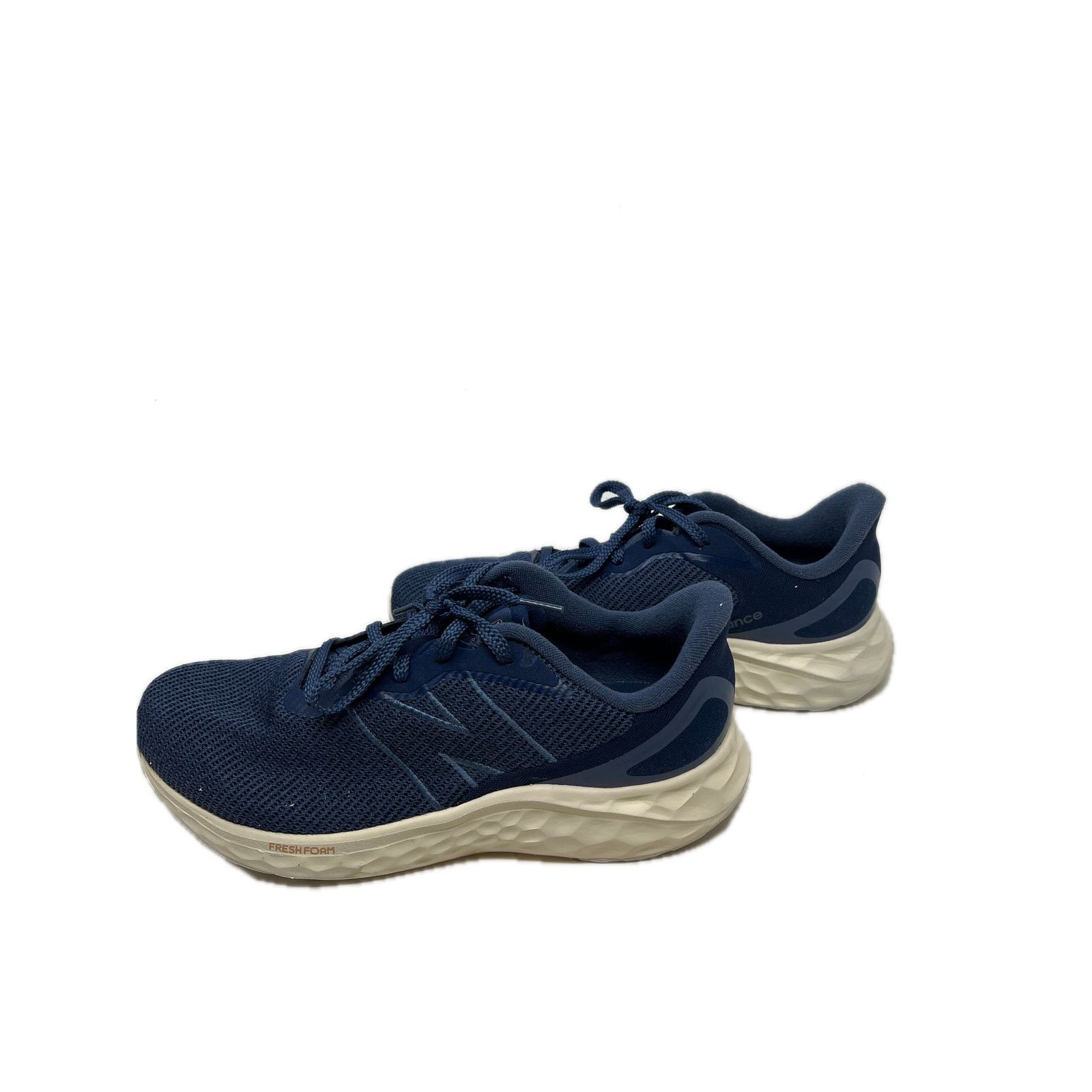 New Balance New Balance Fresh Foam Arishi V4 Mens 10.5 Size US 10.5 / EU 43-44 - 2 Thumbnail