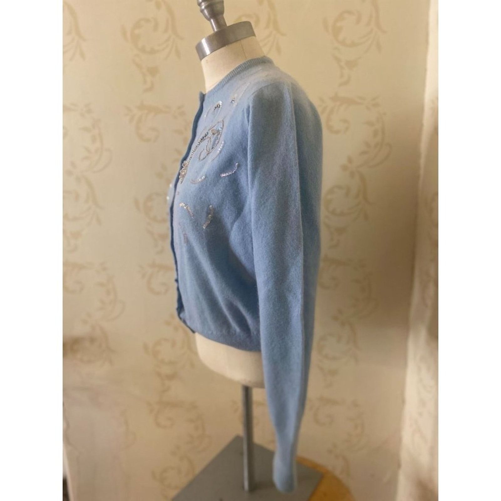 Vintage VINTAGE Janell by Jane Irwill Beaded Sweater Ladies Small Size S / US 4 / IT 40 - 5 Thumbnail