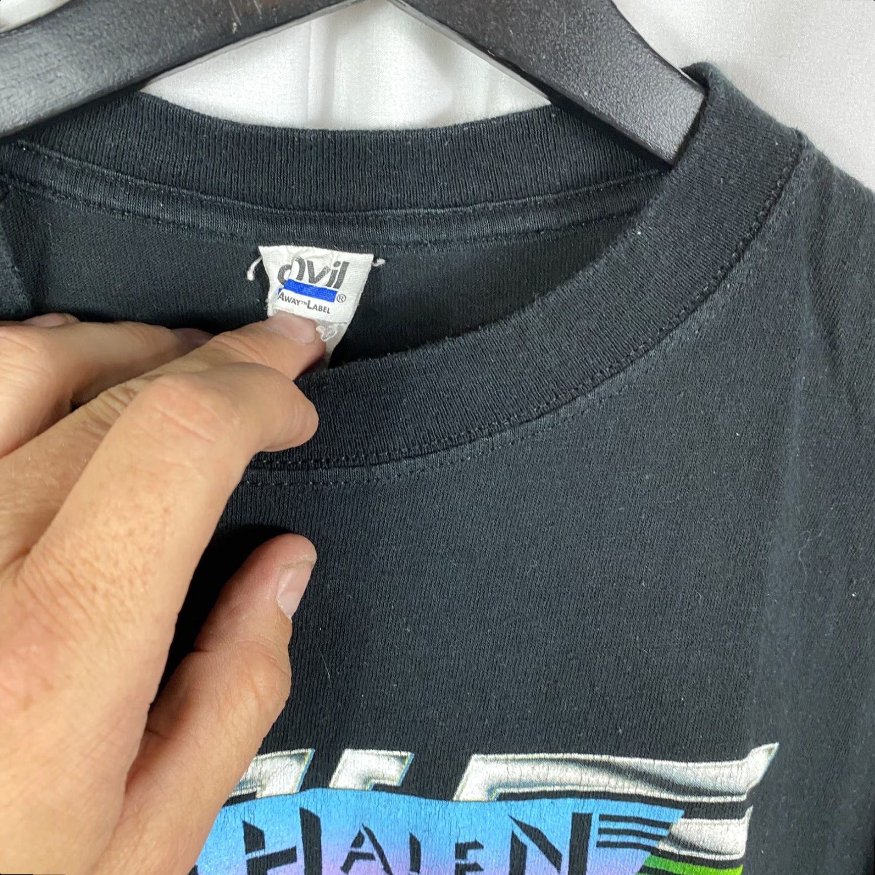 Vintage VINTAGE Van Halen Tshirt Size M Men M 80s Size US M / EU 48-50 / 2 - 2 Thumbnail