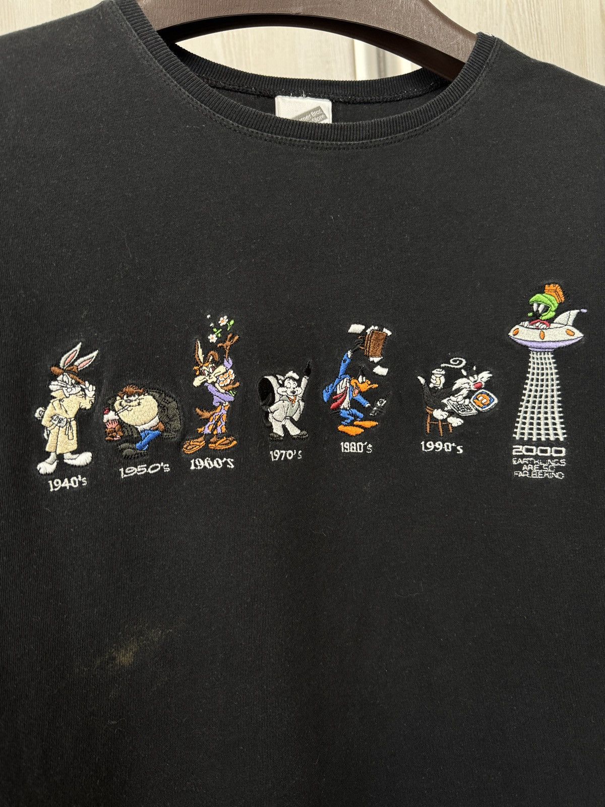 Cartoon Network Vntg 1999 Looney Tunes Decades Mil-Looney-Um movie promo tee Size US S / EU 44-46 / 1 - 3 Thumbnail