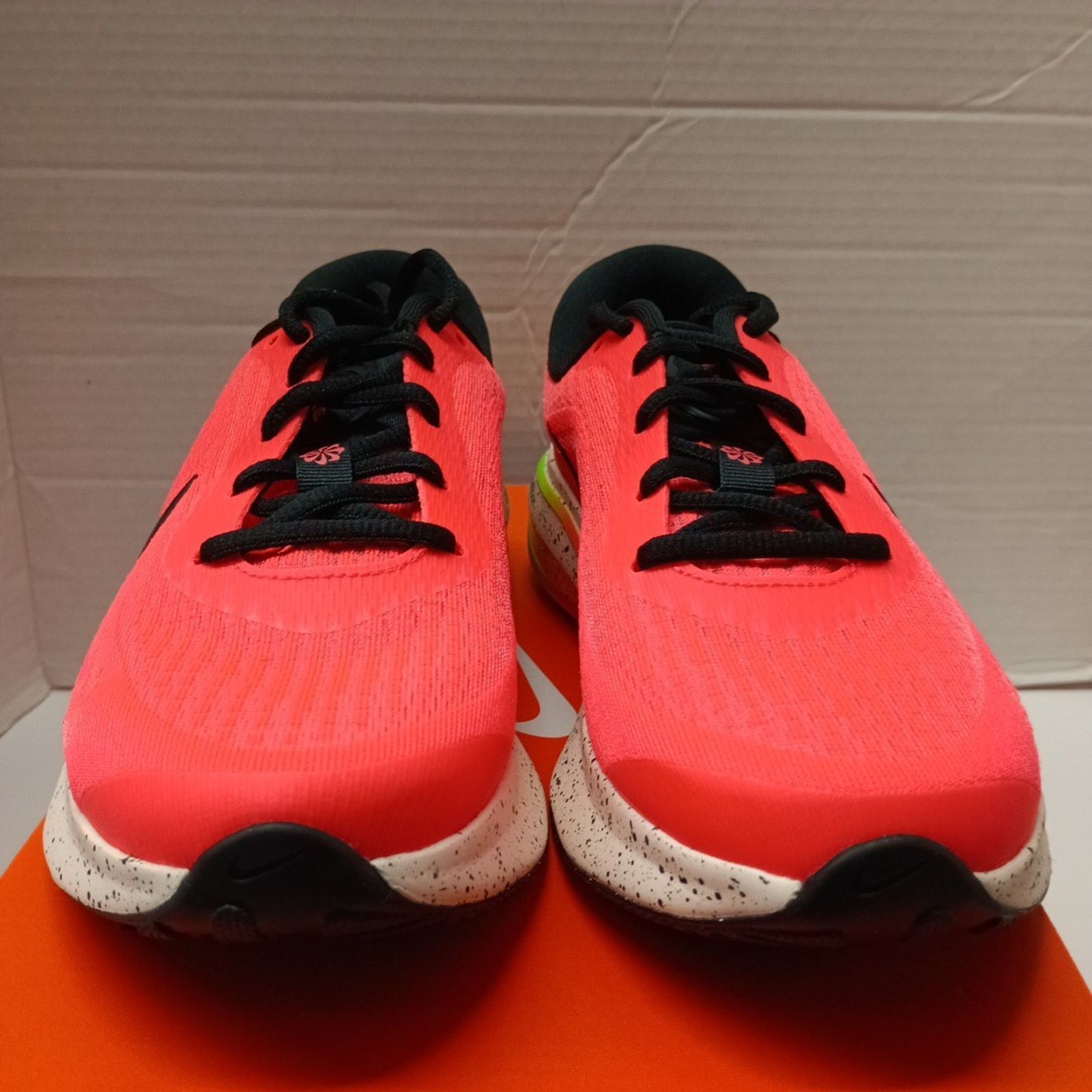 Nike Nike Journey Run Hot Punch Neon Women Size 6.5/Men's 5 Shoes Size US 6.5 / IT 36.5 - 2 Thumbnail