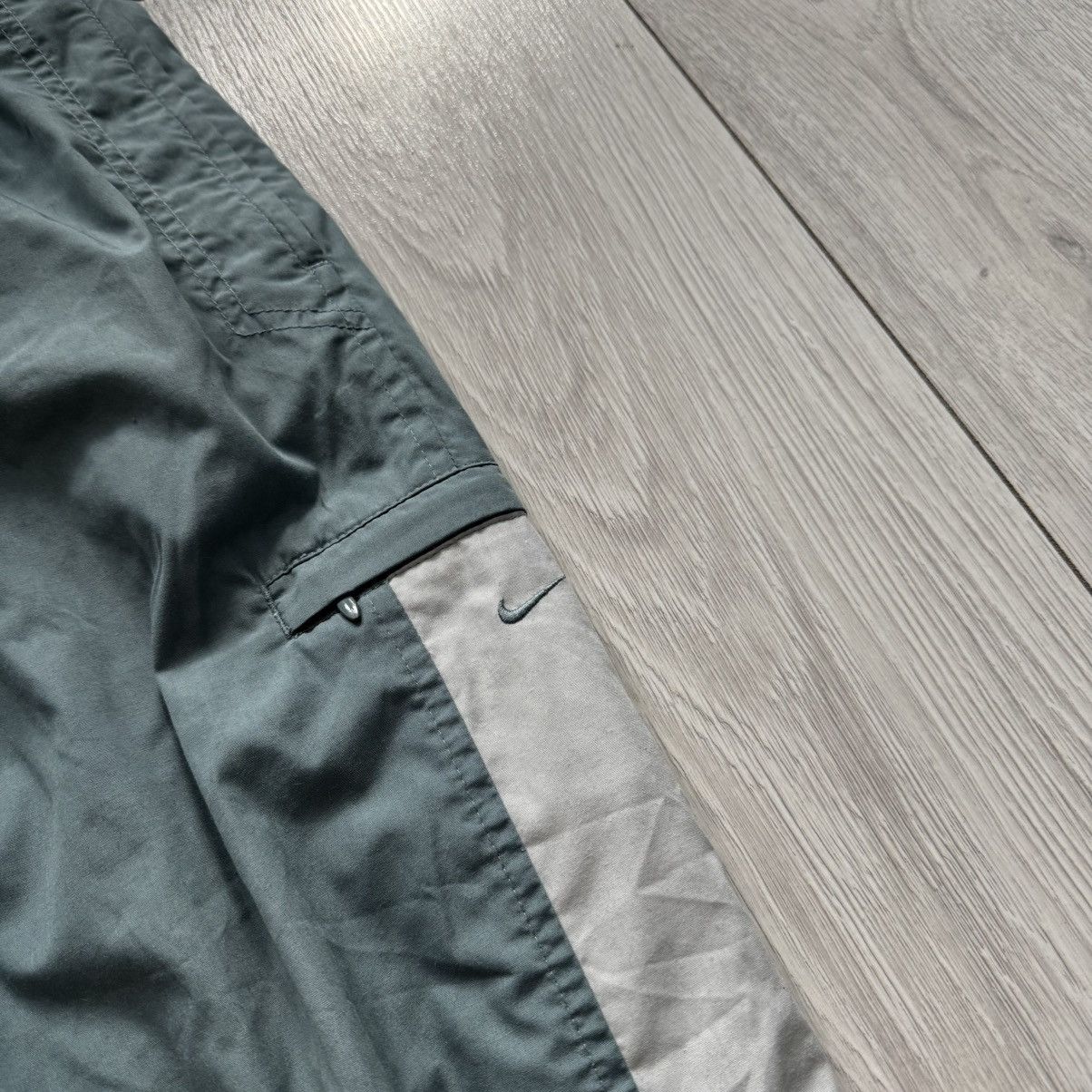 Vintage Vintage nike track pants y2k gorpcore sweatpants parachute Size US 34 / EU 50 - 2 Thumbnail