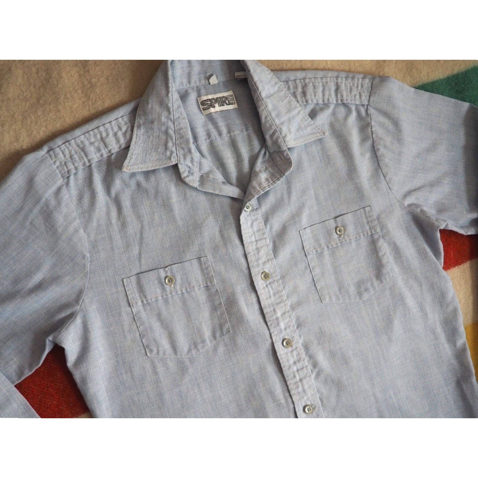 Vintage VTG 70s Spire California Blue Chambray Polycotton Shirt Men LT Long Sleeve Pocket Button Size US L / EU 52-54 / 3 - 3 Thumbnail