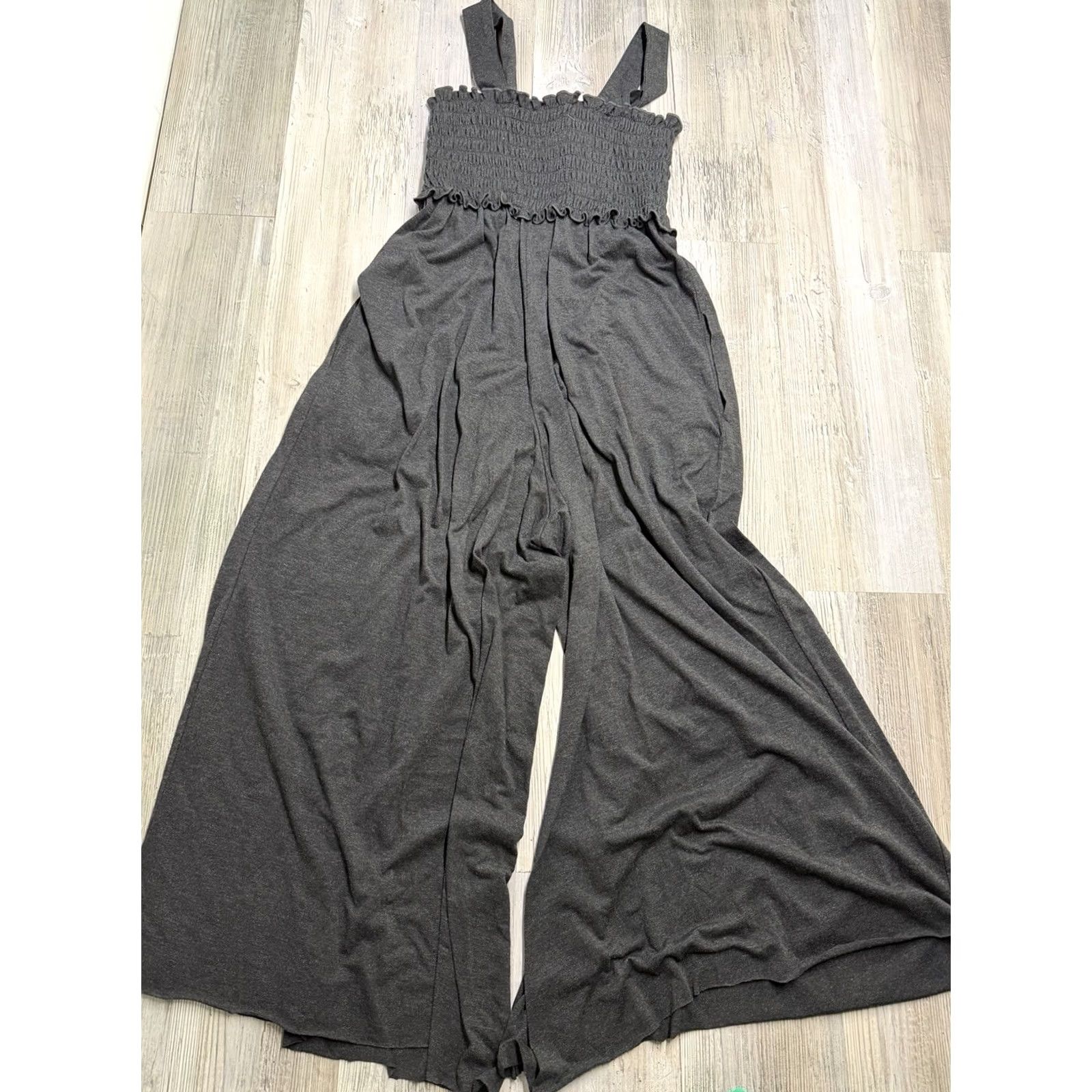 Vintage Natural Life Black Jumpsuit Romper Small Smocked Boho Festival Strappy Sleeves Kid/S Adult? Size 28" / US 6 / IT 42 - 2 Thumbnail