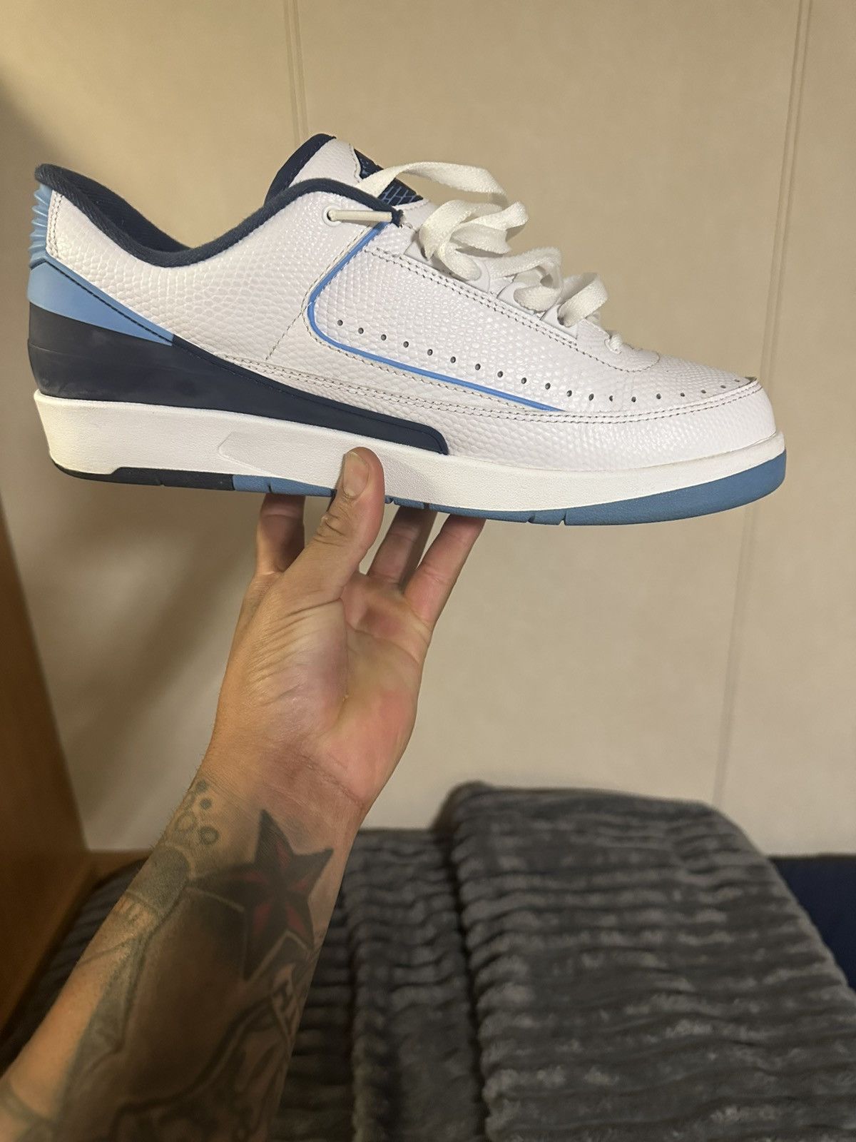 Jordan Brand Jordan Retro 2 Navy Blue Size US 11 / EU 44 - 3 Thumbnail