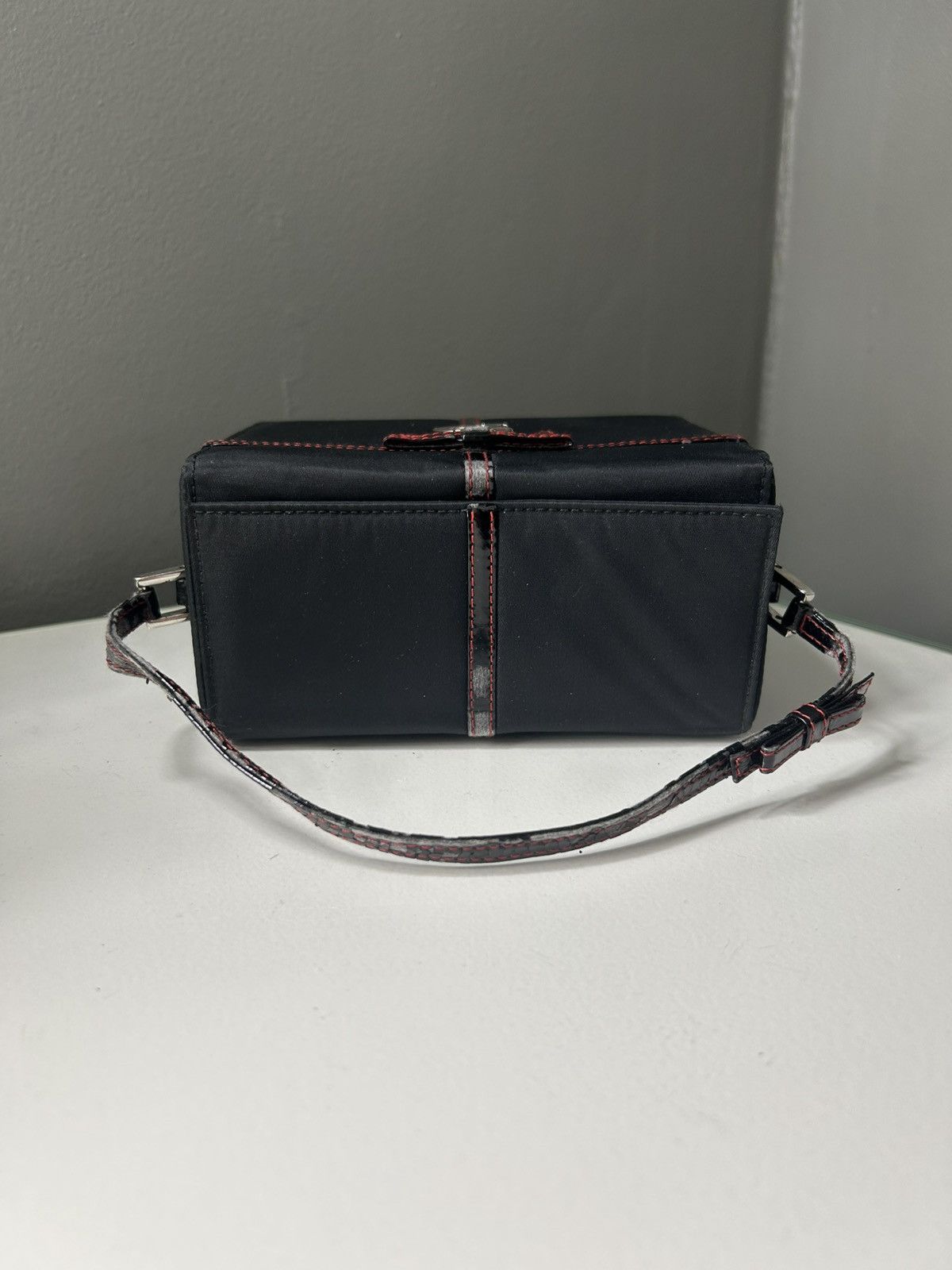 Dior Vintage Christian Dior Ribbon Box Vanity Clutch Bag Size ONE SIZE - 3 Thumbnail