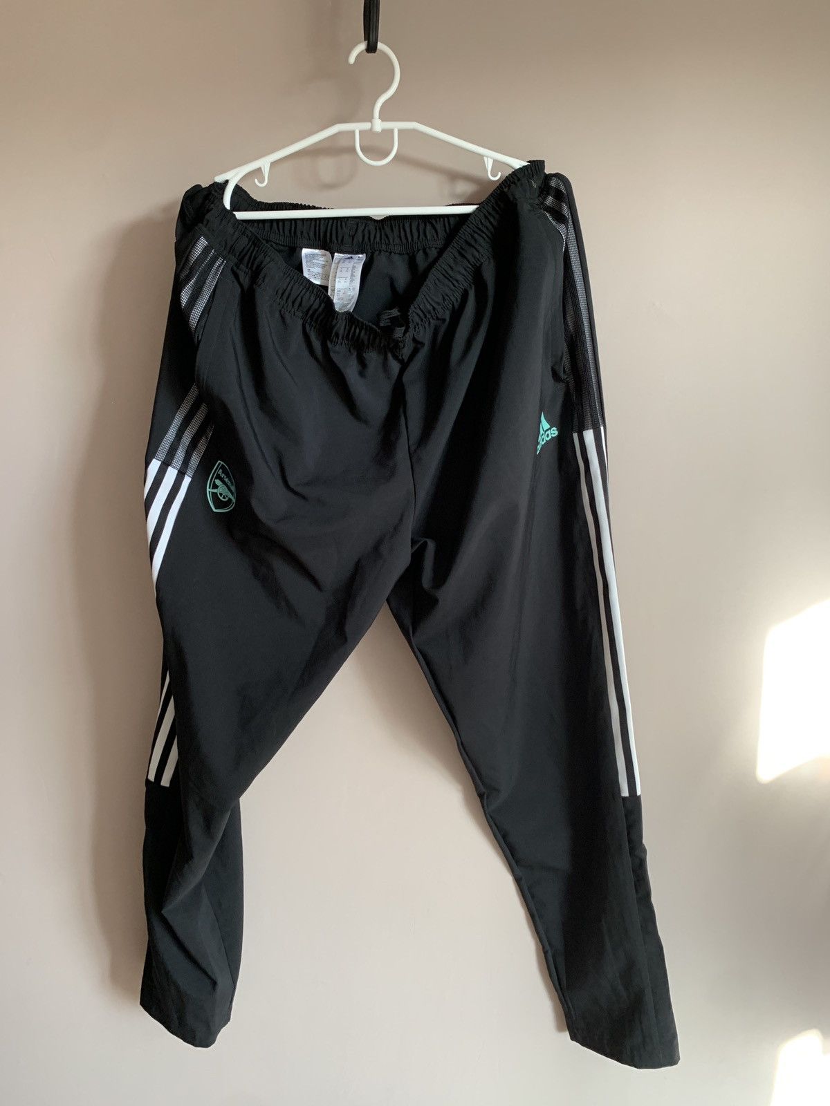 Adidas Arsenal FC 2021 2022 adidas soccer football pants trousers Size US 38 / EU 54 - 1 Thumbnail