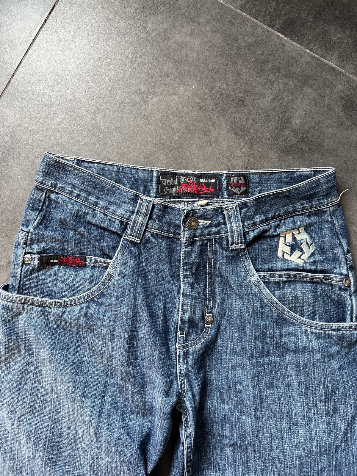 Tribal Streetwear Vintage TrIbal Embroidered Logo Denim Jeans Y2k Streetwear Size US 30 / EU 46 - 6 Thumbnail