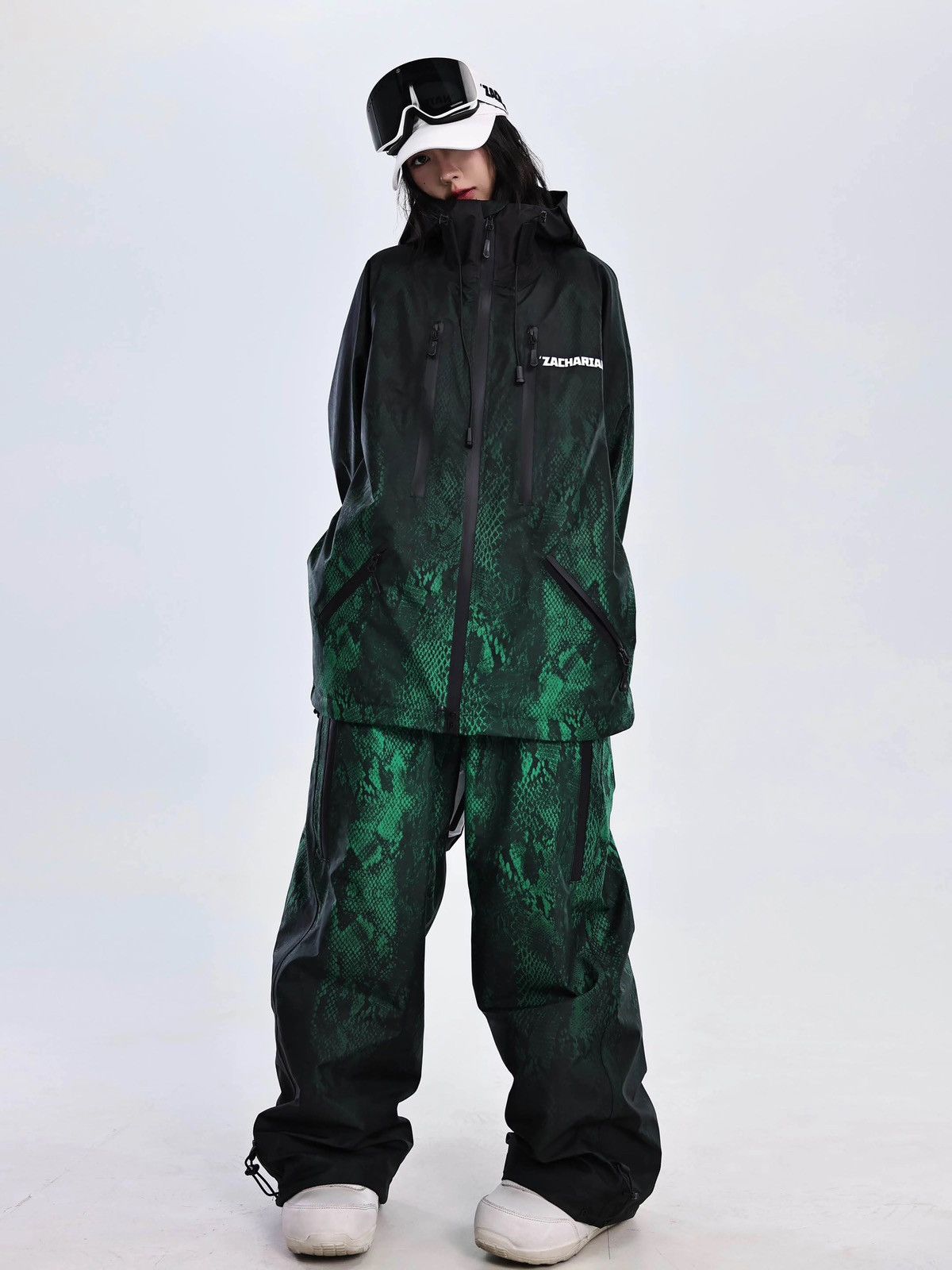 Other Green Scale Snake Pattern Outdoor Windproof Ski Suit Size US 32 / EU 48 - 3 Thumbnail