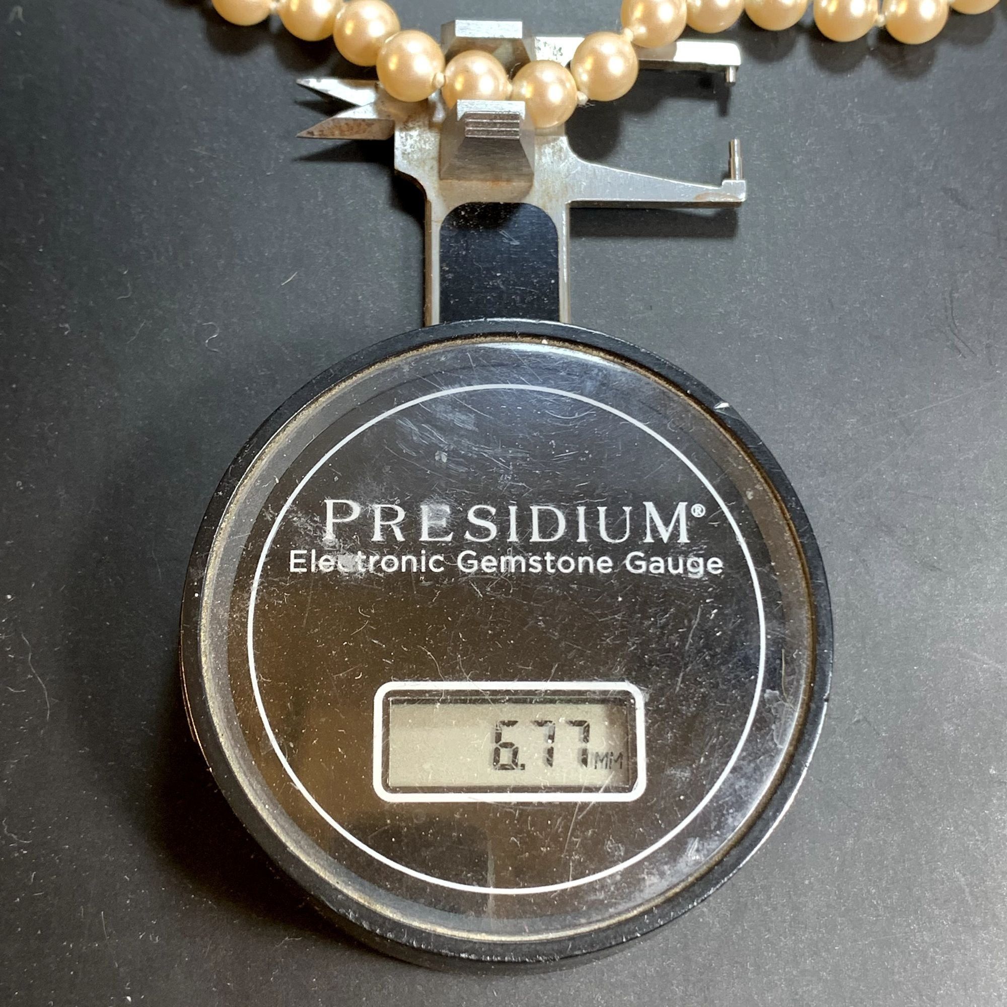 Other VTG Faux Pearl 6.75mm Width Bracelet Box Catch Size 8.25'' L Size ONE SIZE - 9 Thumbnail