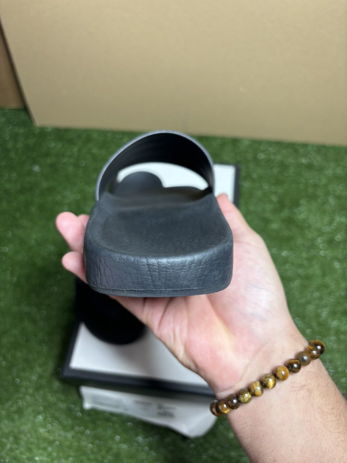 Gucci Gucci pursuit pool slide Size US 9 / EU 42 - 3 Thumbnail