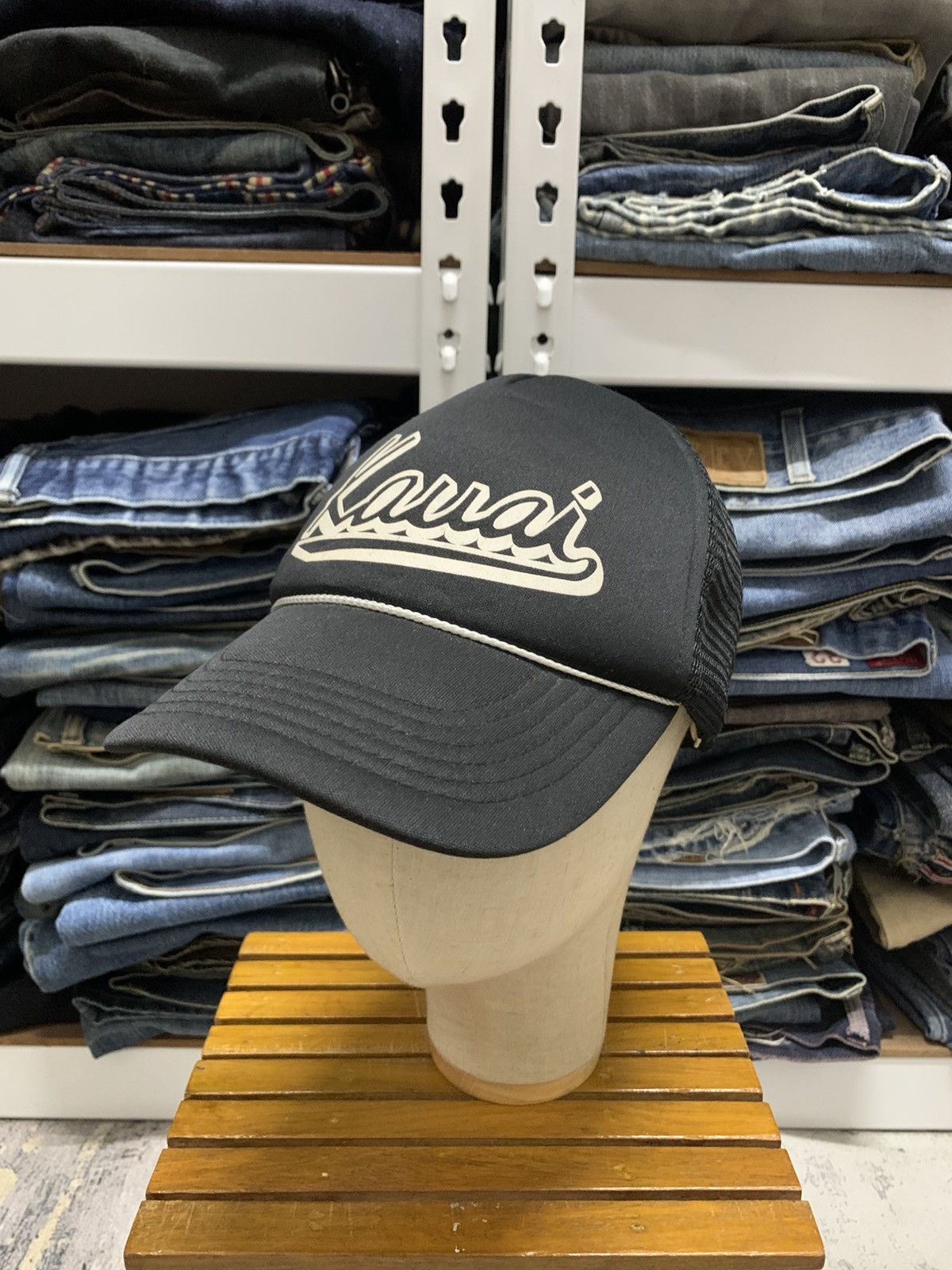 Vintage Maui Trucker Hat Hawaii America USA