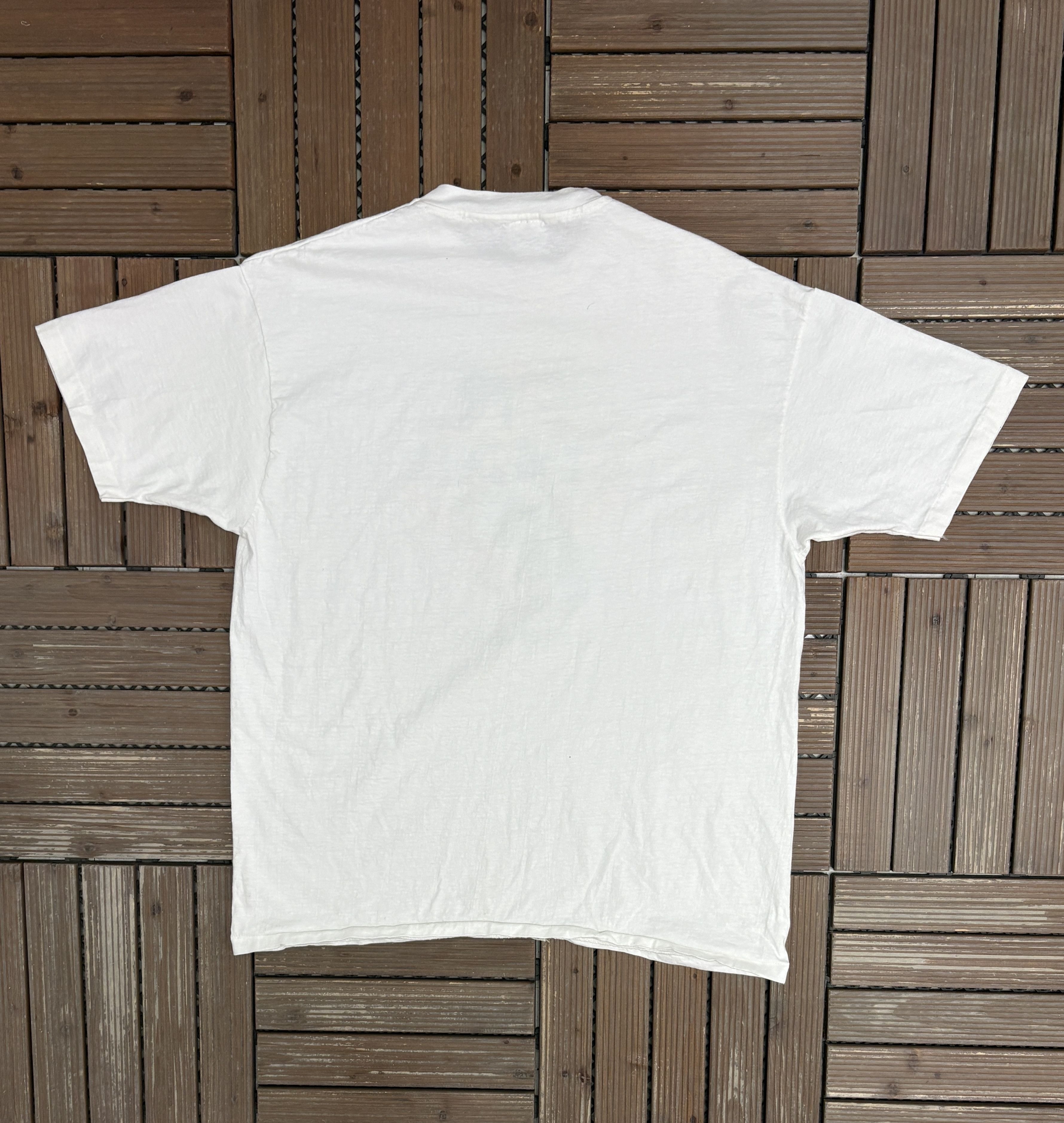 Vintage St. John Iguana House Vintage White T-Shirt Tee Size US XL / EU 56 / 4 - 4 Thumbnail