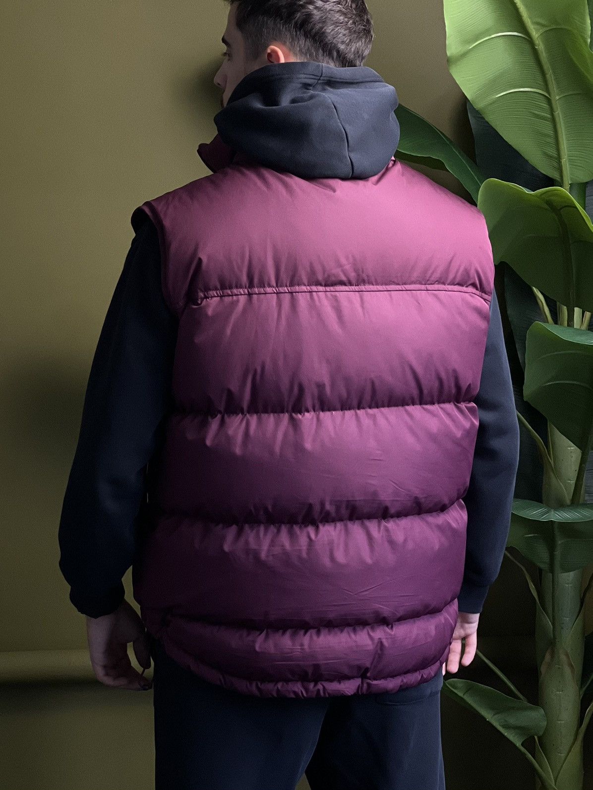 Nike Nike Vintage Burgundy Down Puffer Vest Men’s L Size US L / EU 52-54 / 3 - 2 Thumbnail