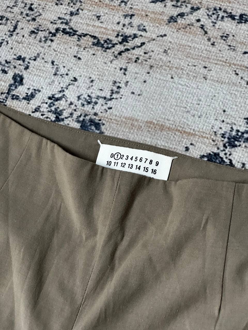 Maison Margiela Maison Margiela Luxury Casual Khaki Trousers Size 30" / US 8 / IT 44 - 5 Thumbnail