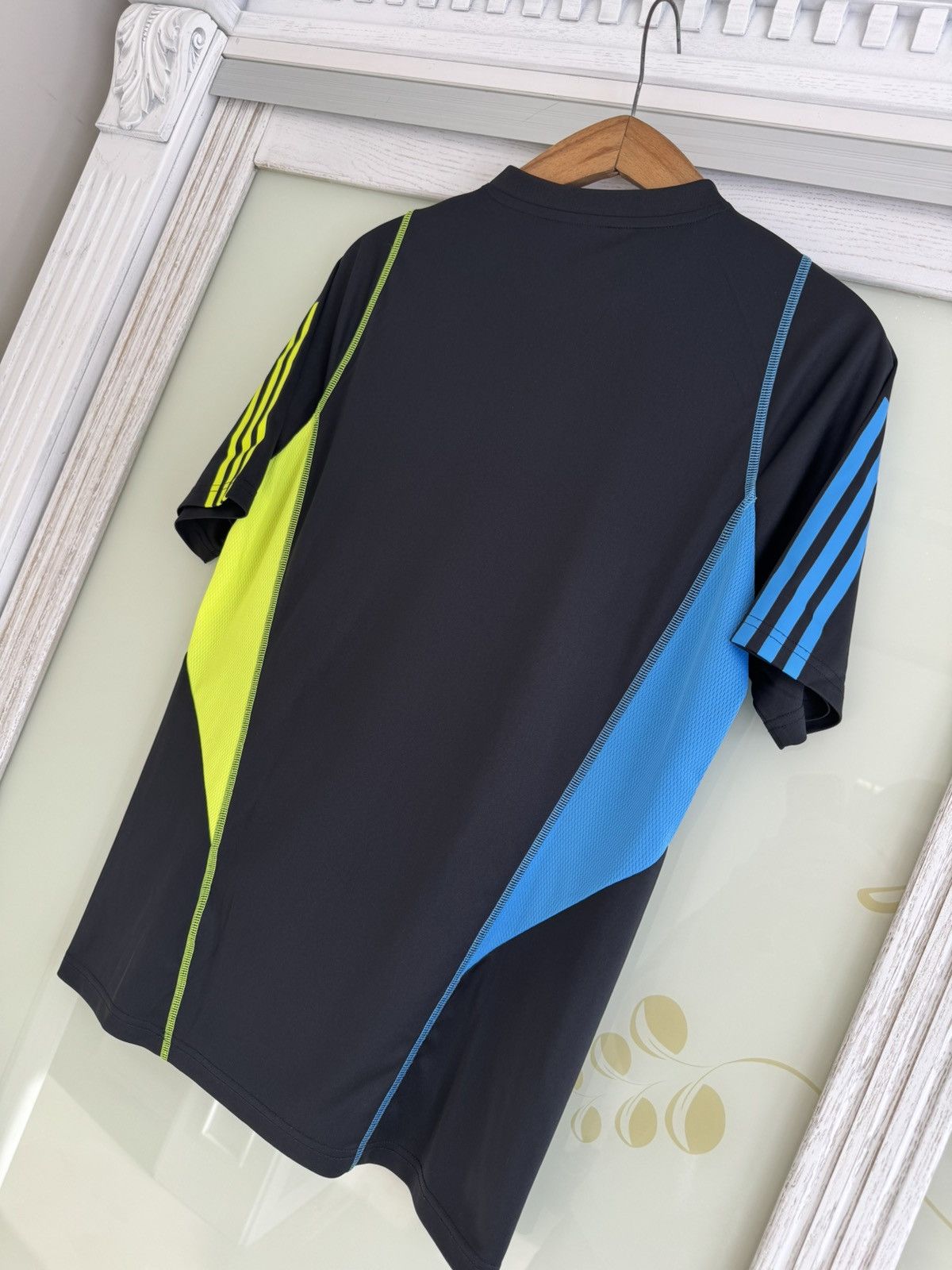 Adidas Arsenal 2023-2024 Soccer Training Jersey Football Shirt Kit Size US M / EU 48-50 / 2 - 9 Thumbnail