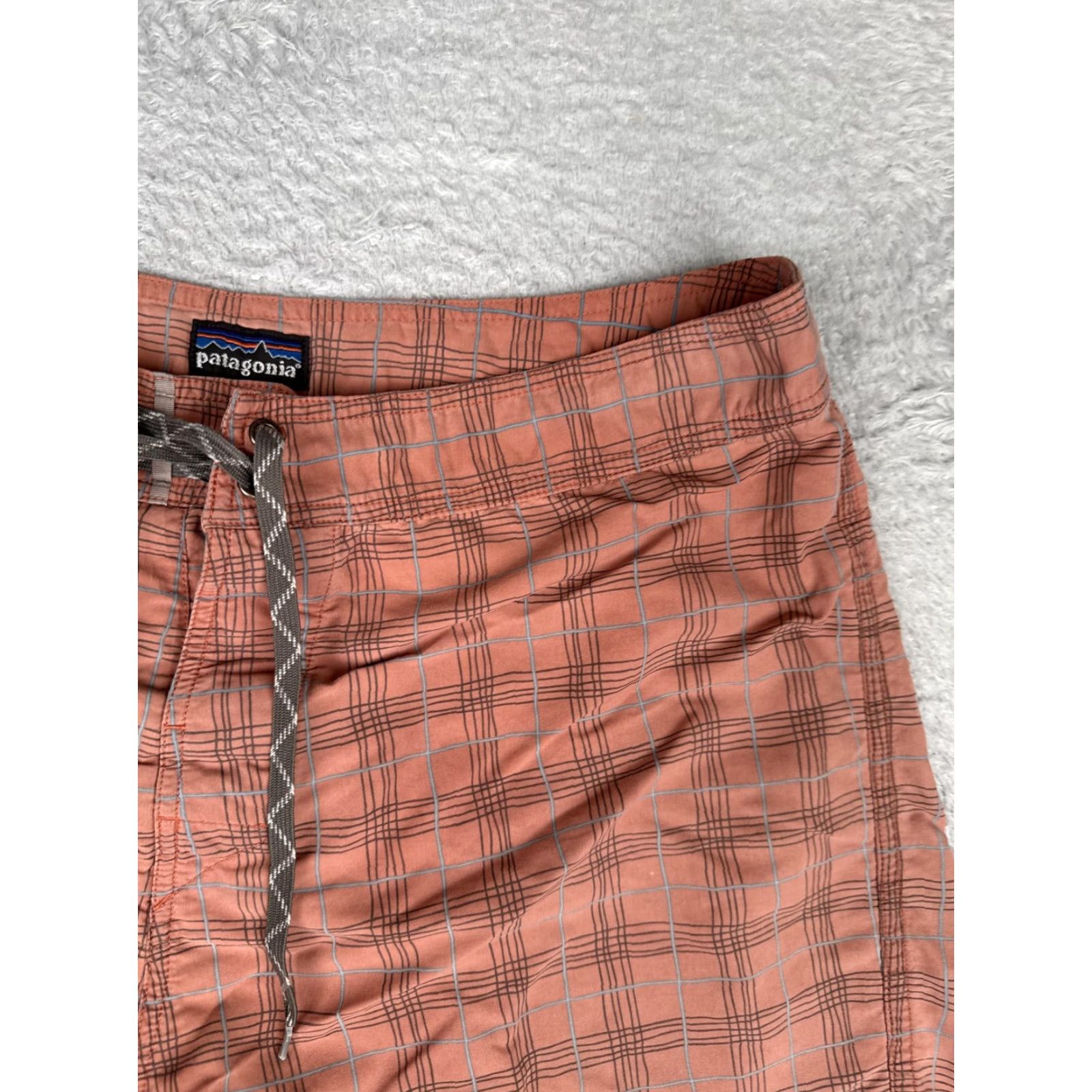 Patagonia Patagonia Shorts Mens Board Shorts 34x10 Orange Plaid Quick Dry Beach Surf Size US 35 - 6 Thumbnail