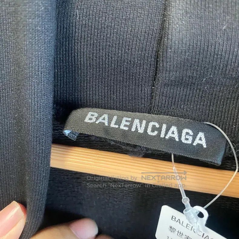 Balenciaga Balenciaga Letter Printed Long Sleeve Hoodie Size US M / EU 48-50 / 2 - 3 Thumbnail