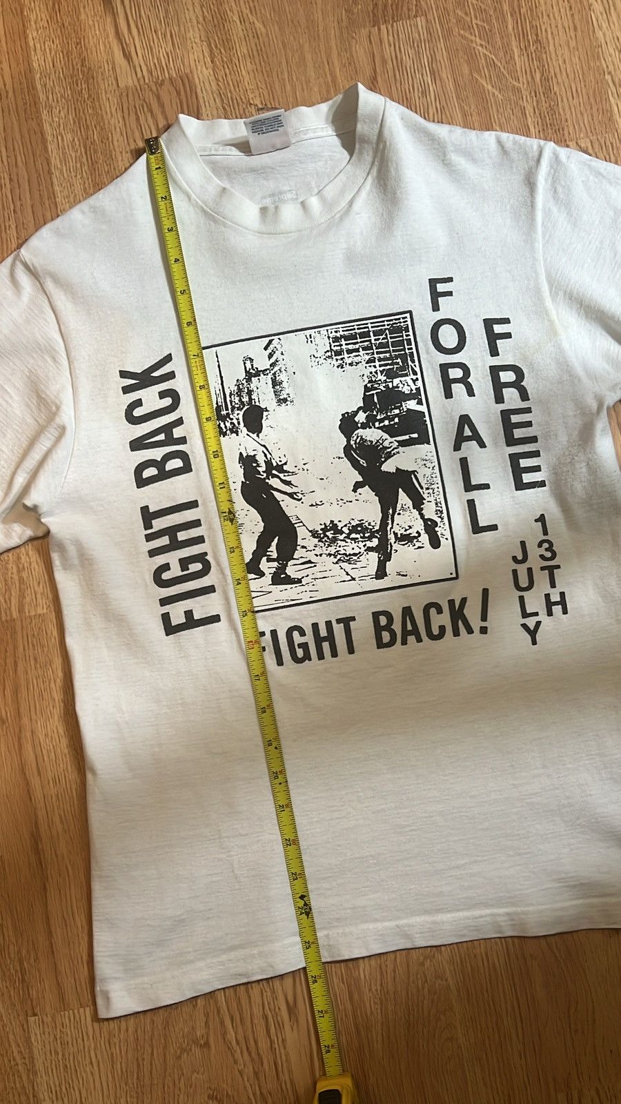 Supreme × Vintage Supreme SS09 Fight Back Free For All Tee Size US S / EU 44-46 / 1 - 7 Thumbnail