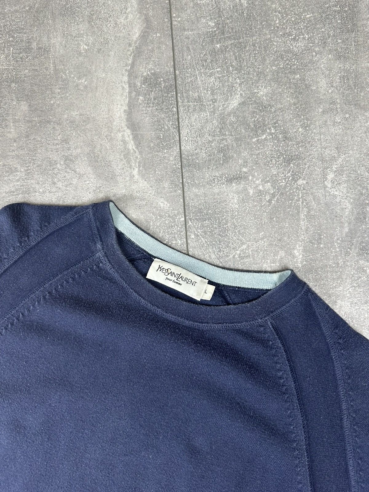 Yves Saint Laurent Yves Saint Lauren Small Logo Crew Neck Pullover Sweater Size US L / EU 52-54 / 3 - 7 Thumbnail