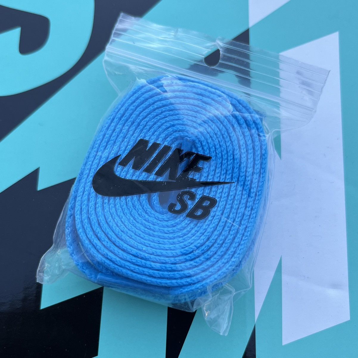 Jordan Brand × Nike 2019’ Eric Koston x Air Jordan Low 1 Low SB ‘UNC’ Sz 9 Size US 9 / EU 42 - 13 Thumbnail