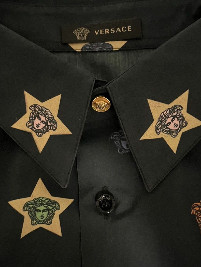 Versace Versace Printed shirts Size XL / US 12-14 / IT 48-50 - 4 Thumbnail