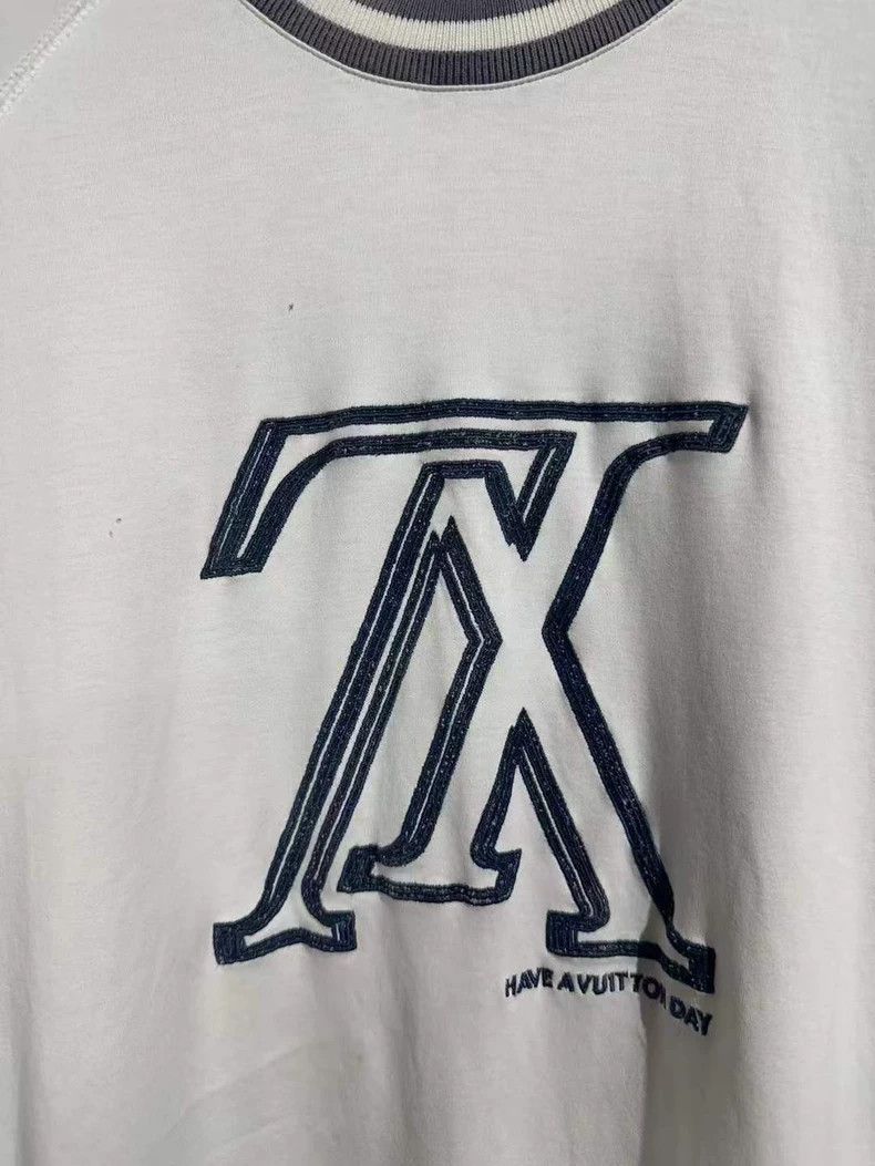 Louis Vuitton Louis Vuitton White and blue embroidered inverted logo sho Size US XL / EU 56 / 4 - 3 Thumbnail