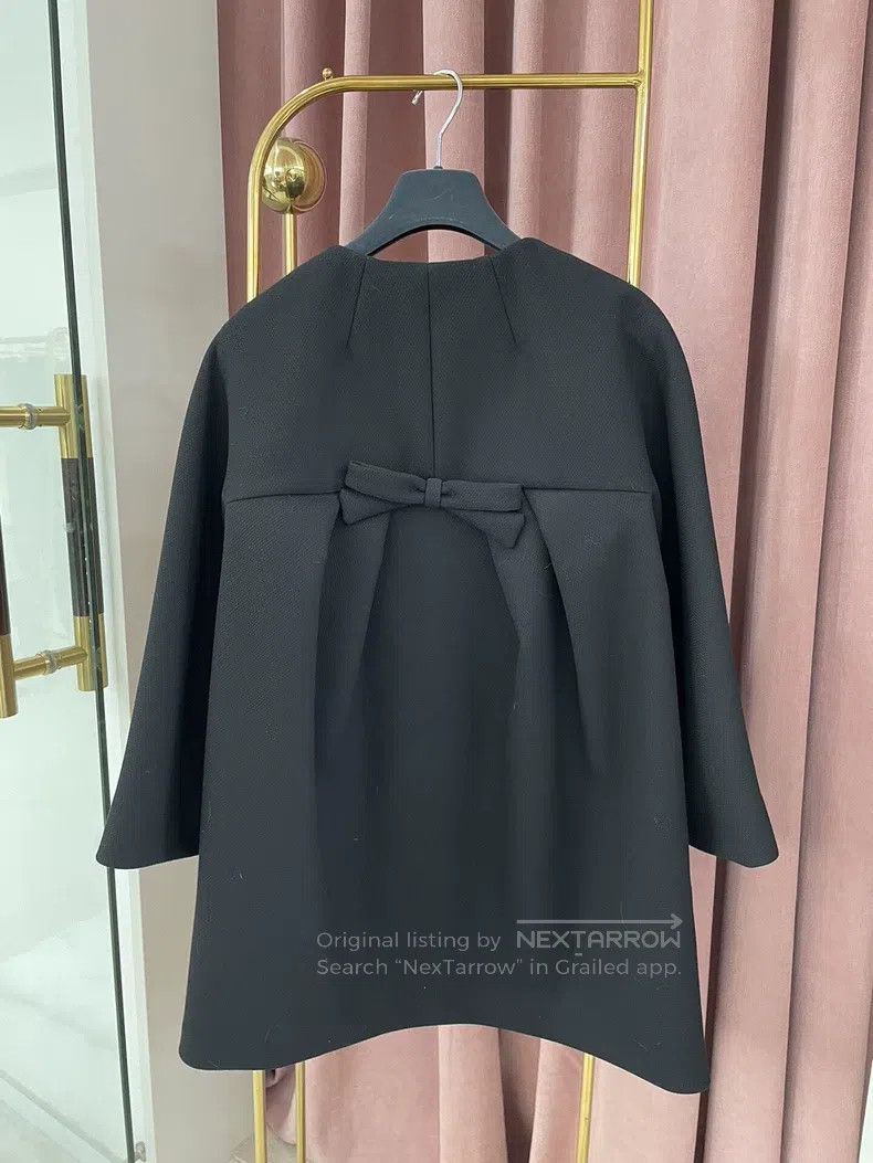 Valentino Valentino Black bow coat Size M / US 6-8 / IT 42-44 - 1 Thumbnail
