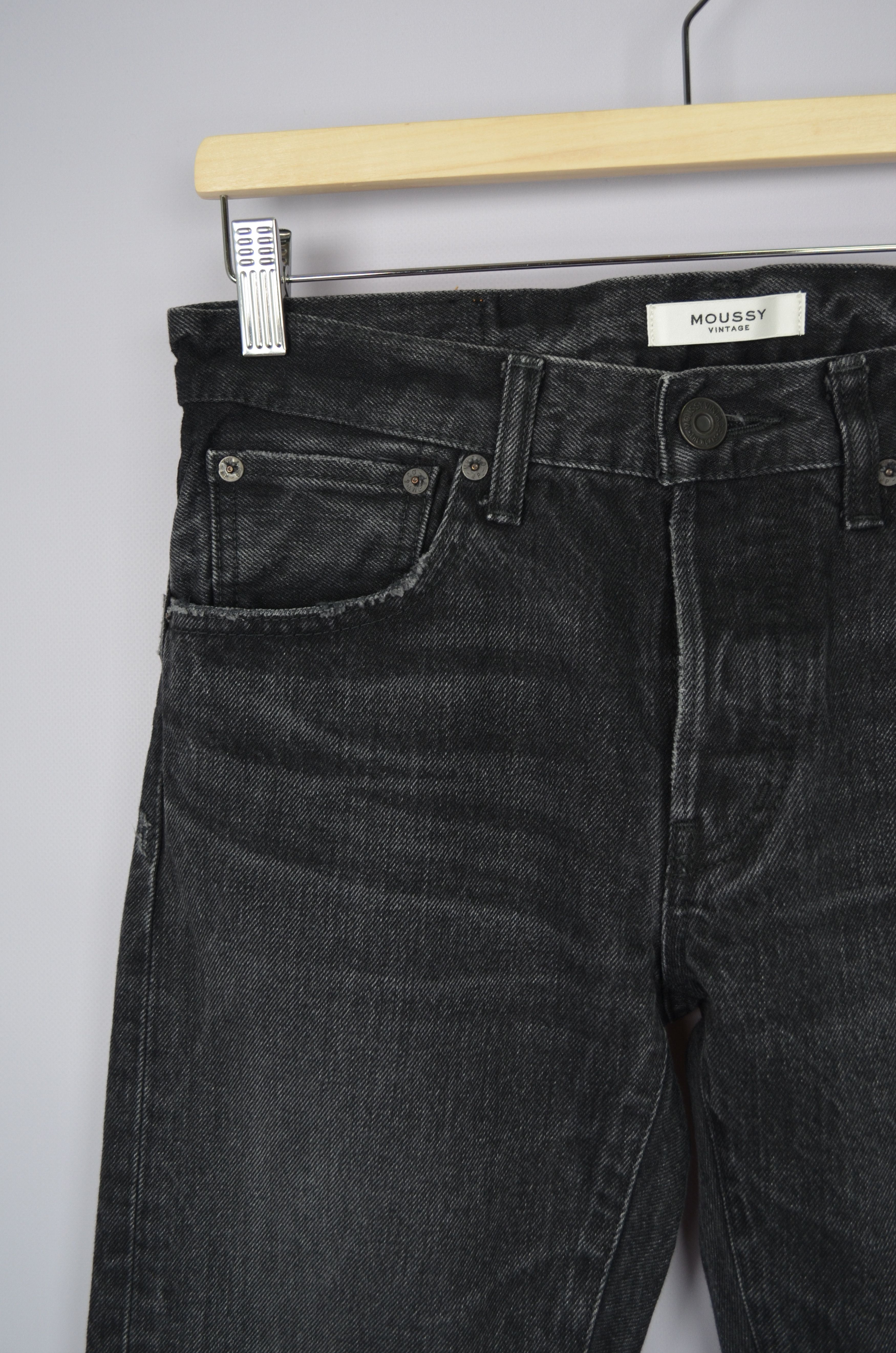 Designer × MOUSSY MOUSSY VINTAGE Staley Tapered Ankle Jeans Black Size 26 $350 Size 26" / US 2 / IT 38 - 6 Thumbnail