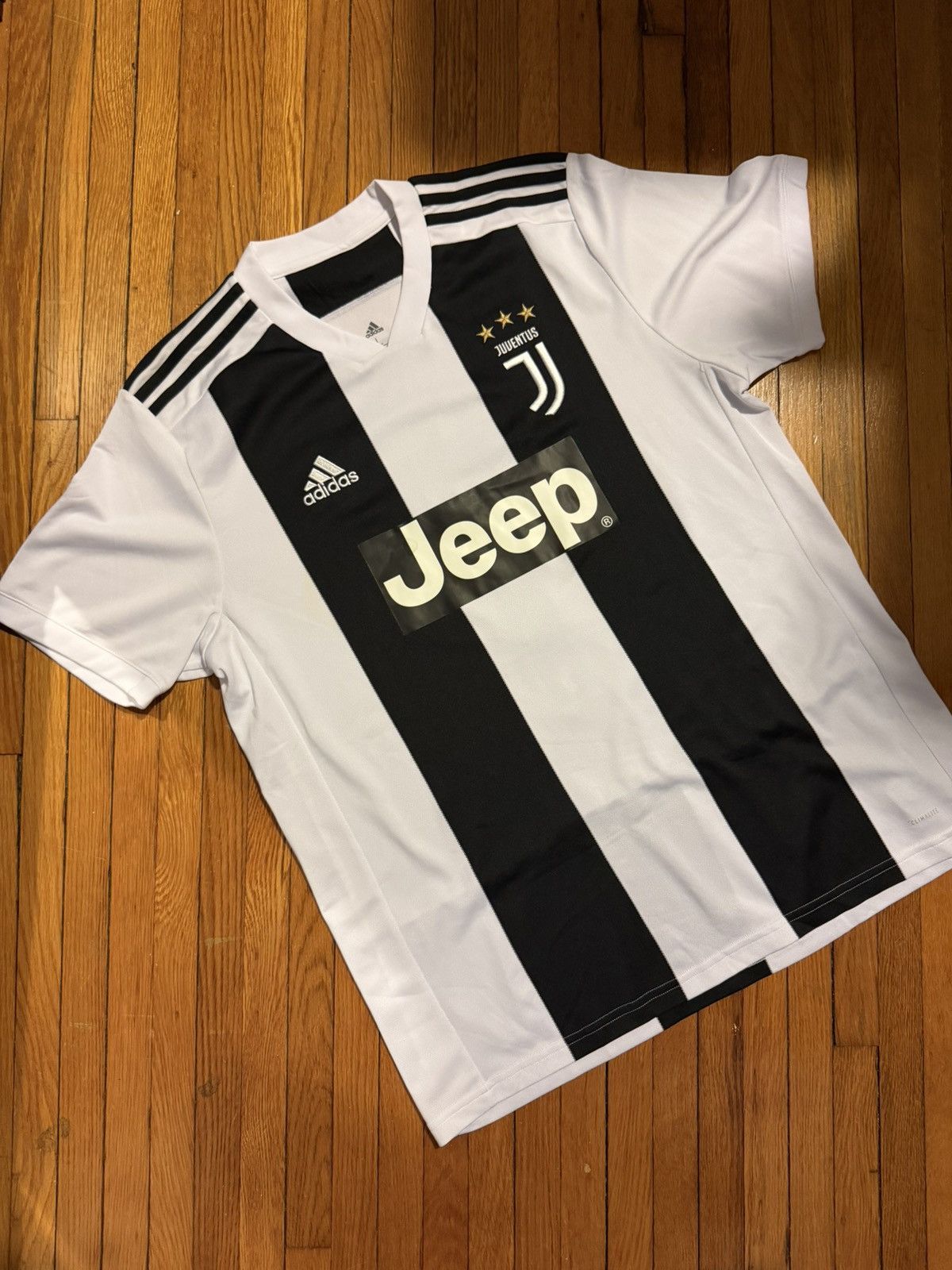 Adidas 2018-19 Juventus Home Shirt Ronaldo #7 Size US L / EU 52-54 / 3 - 1 Thumbnail