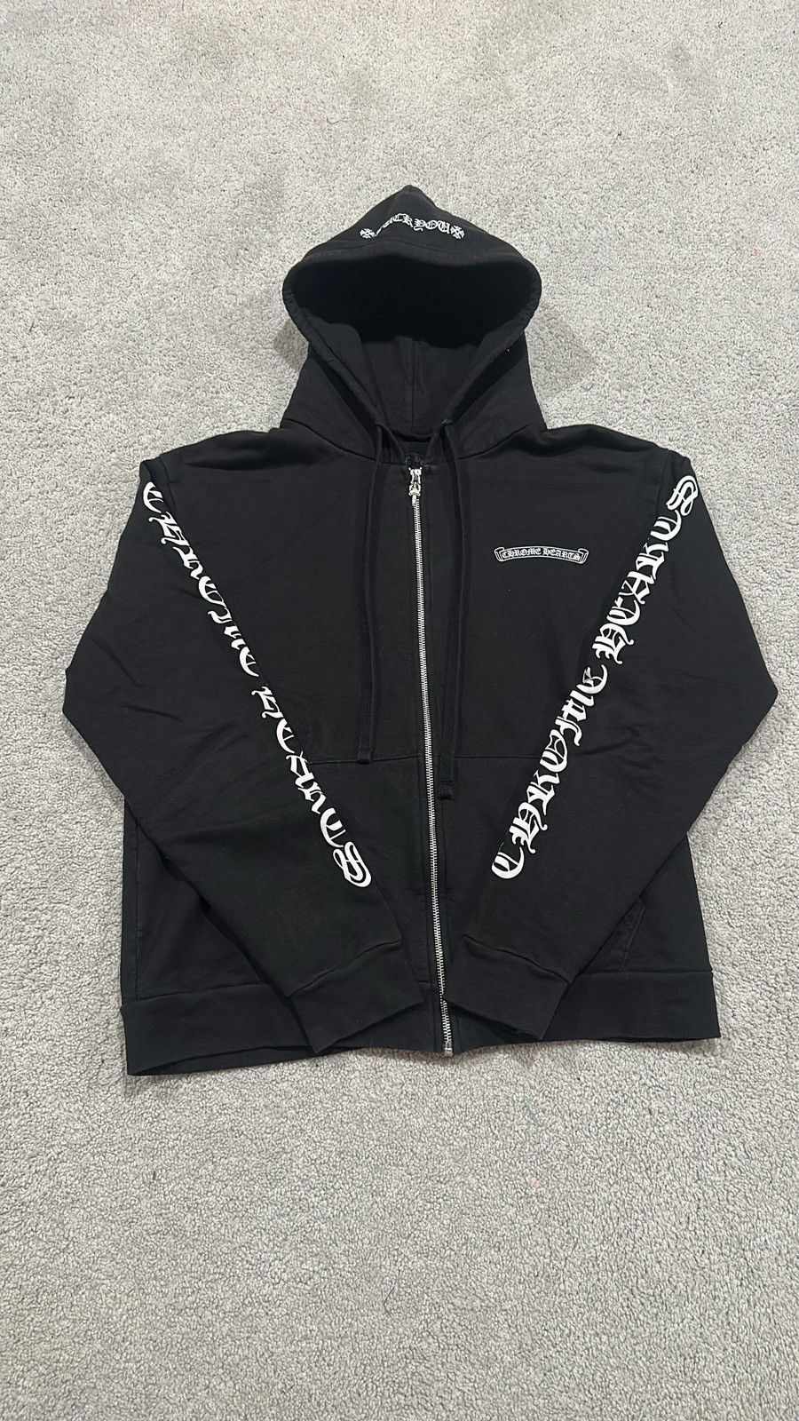 アウターその他 Chrome Hearts Scroll Logo Fleece Zip-Up Hoodie Black Chrome Hearts Kids Scroll Logo Zip Up Hoodie ? Black